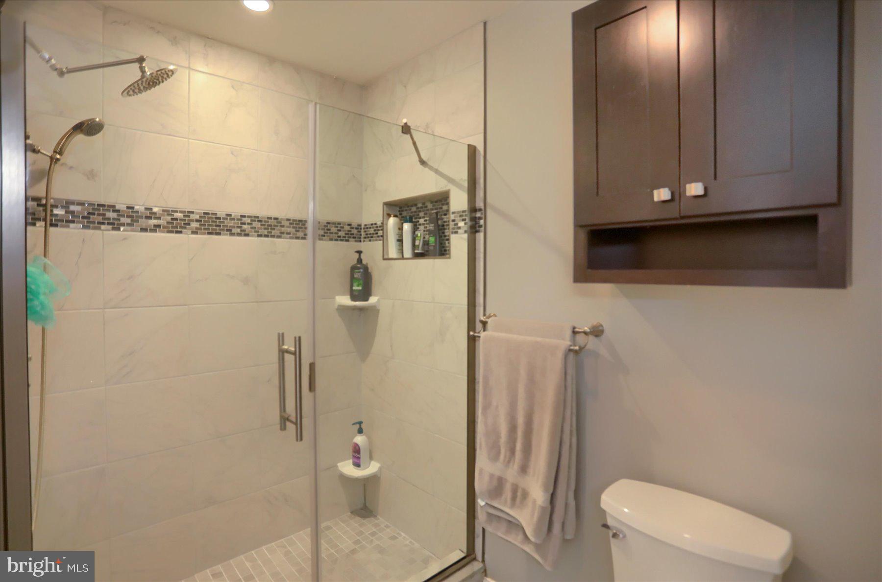 SILVER MEADOWS - Residential