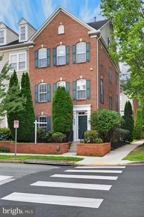 Photo of 603 Gatestone Street, GAITHERSBURG, MD 20878 (MLS # MDMC2248894)