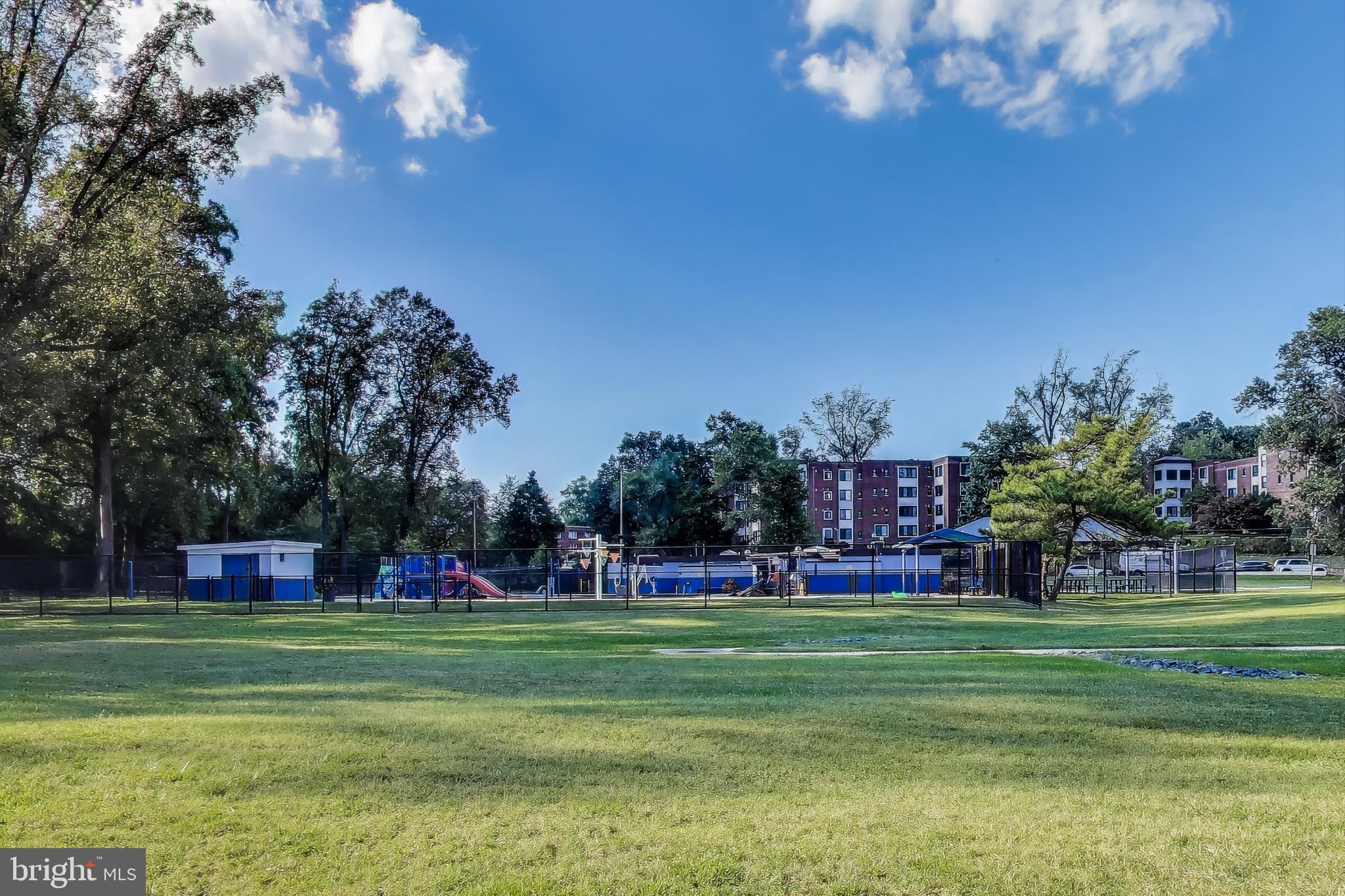 SUFFRAGE POINT - Residential