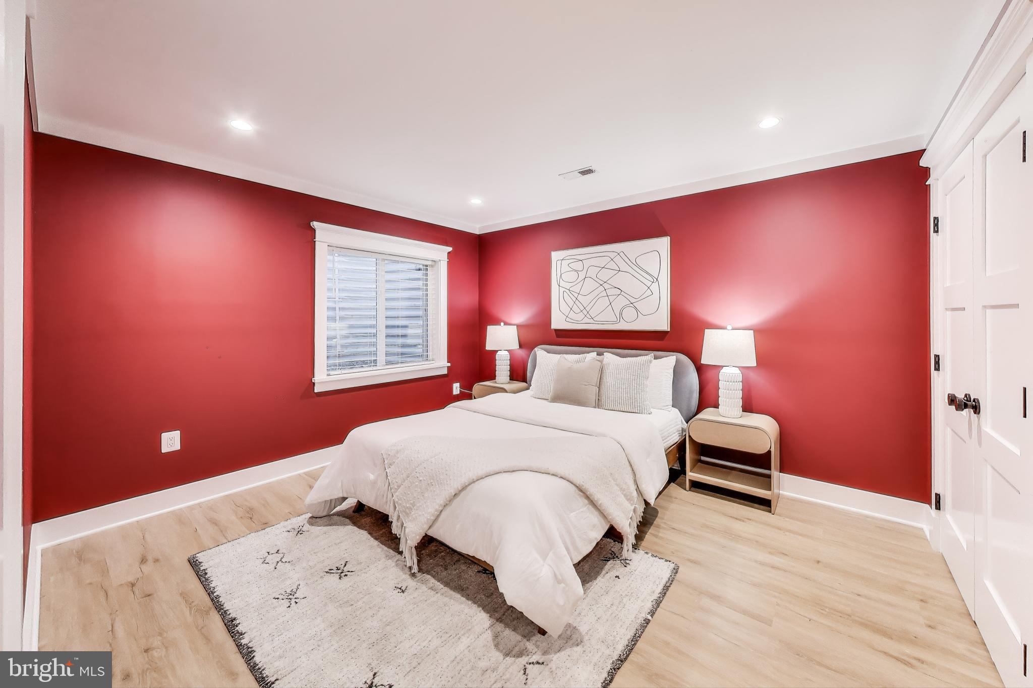 SUFFRAGE POINT - Residential