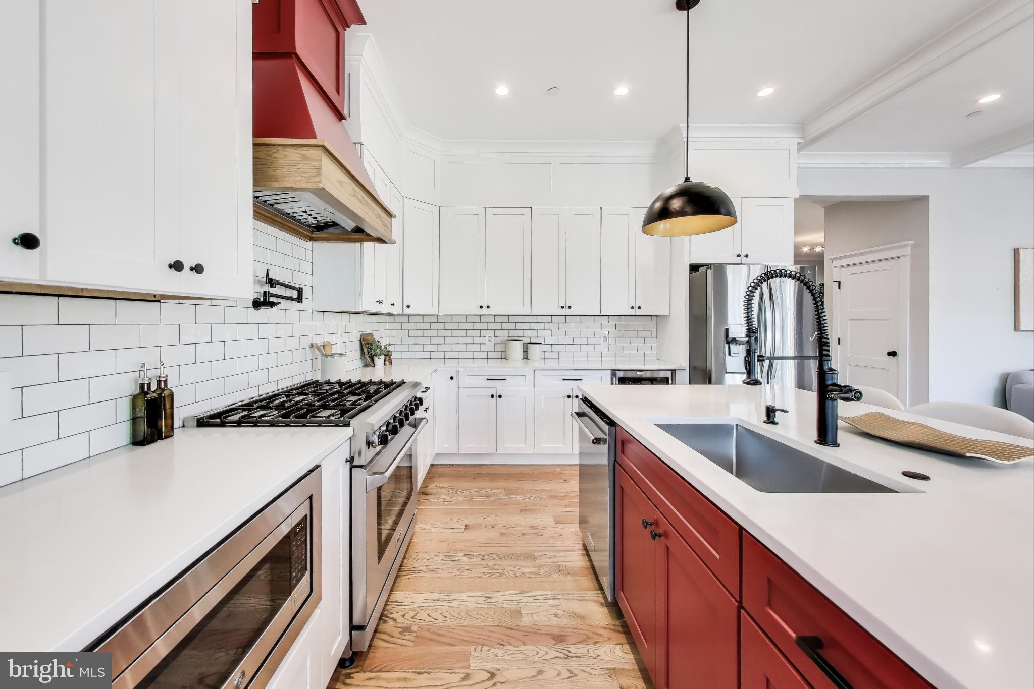 SUFFRAGE POINT - Residential