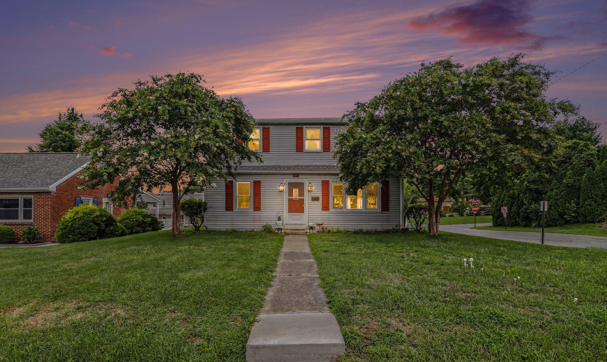 1061 GRINNELL AVENUE