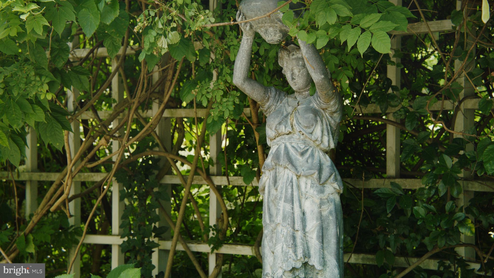 EPPING FOREST - Residential