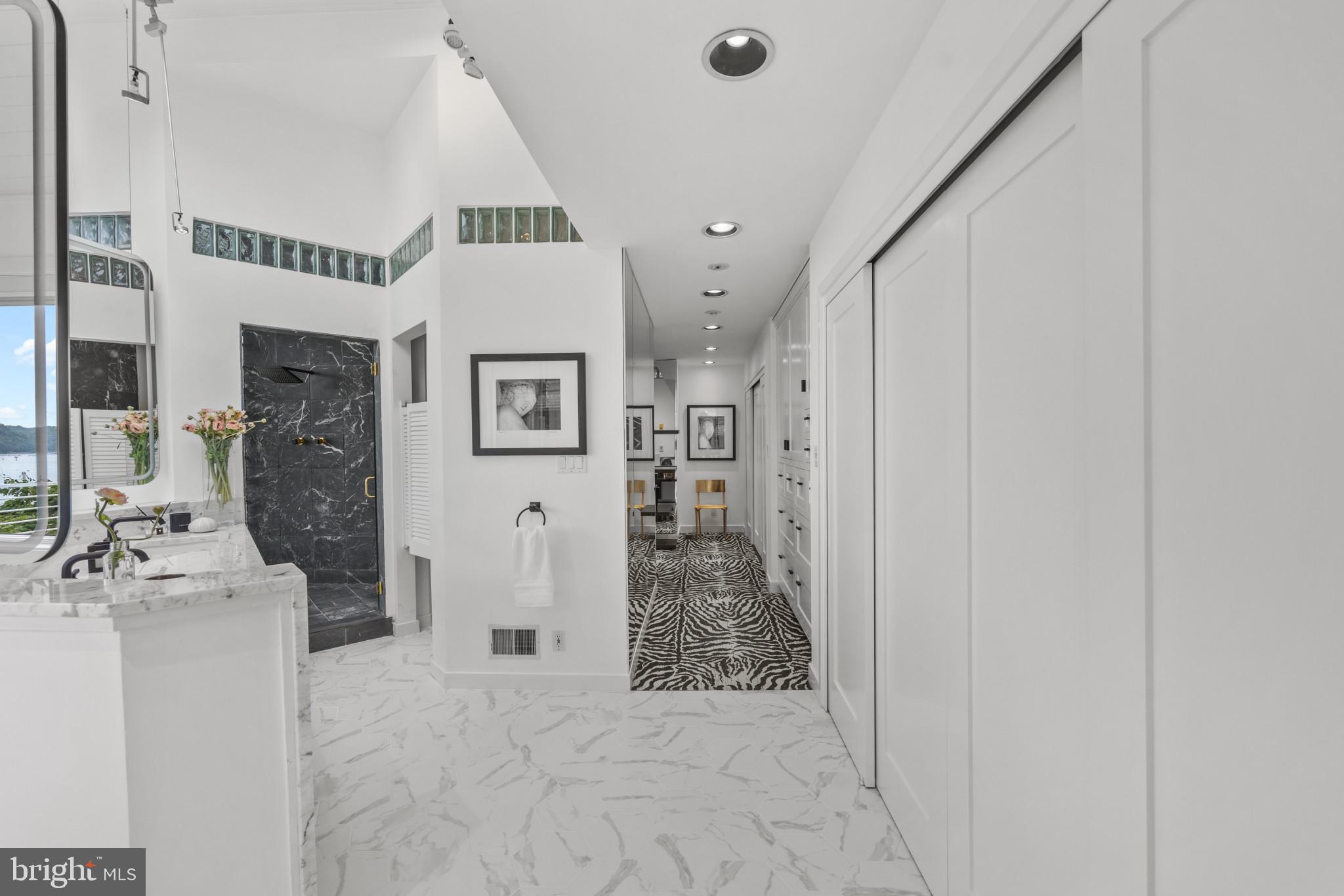 EPPING FOREST - Residential