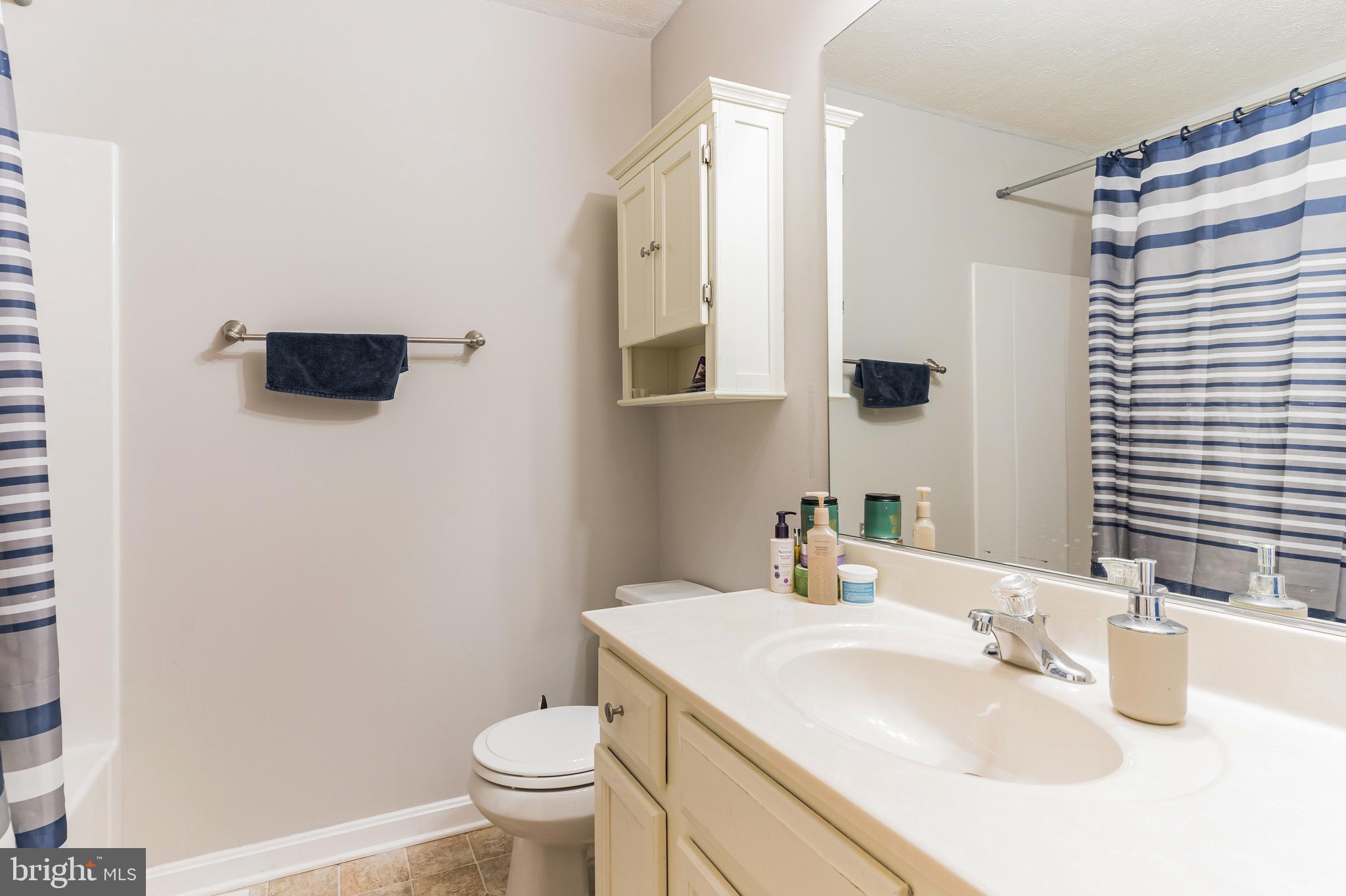 EMERALD HILLS ESTATES - Residential