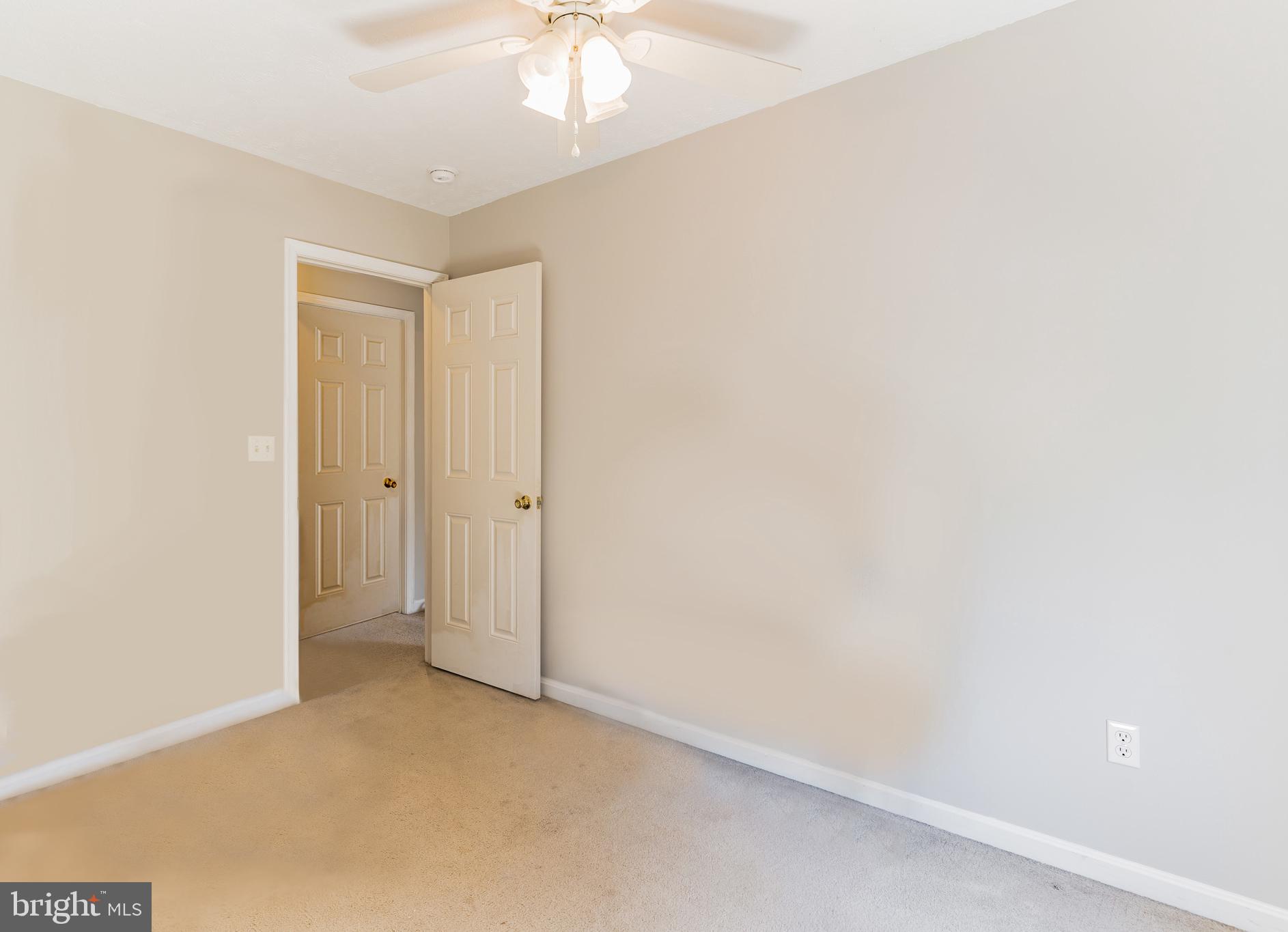 EMERALD HILLS ESTATES - Residential