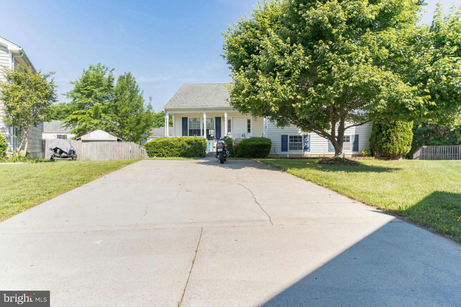 EMERALD HILLS ESTATES - Residential