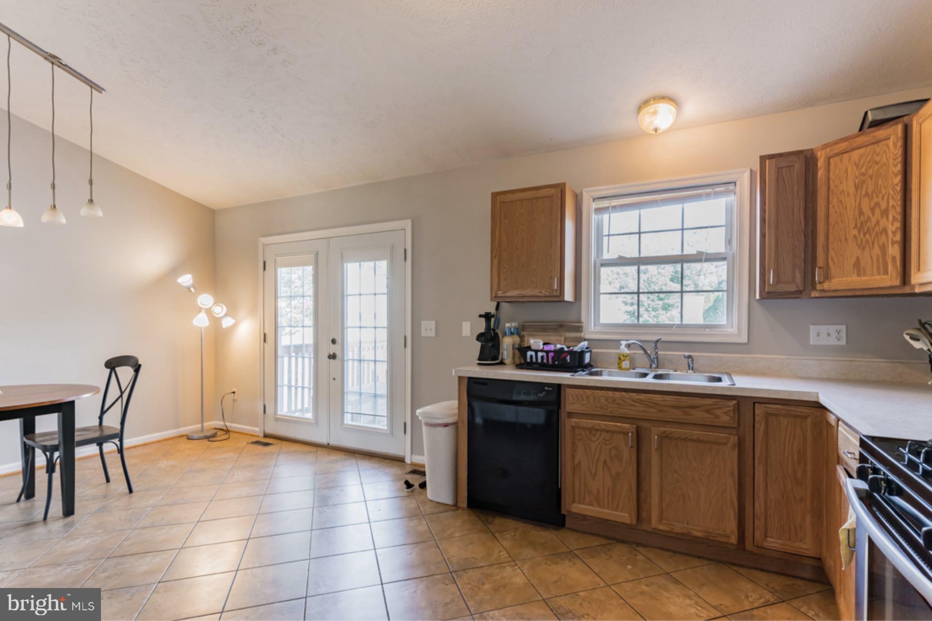 EMERALD HILLS ESTATES - Residential