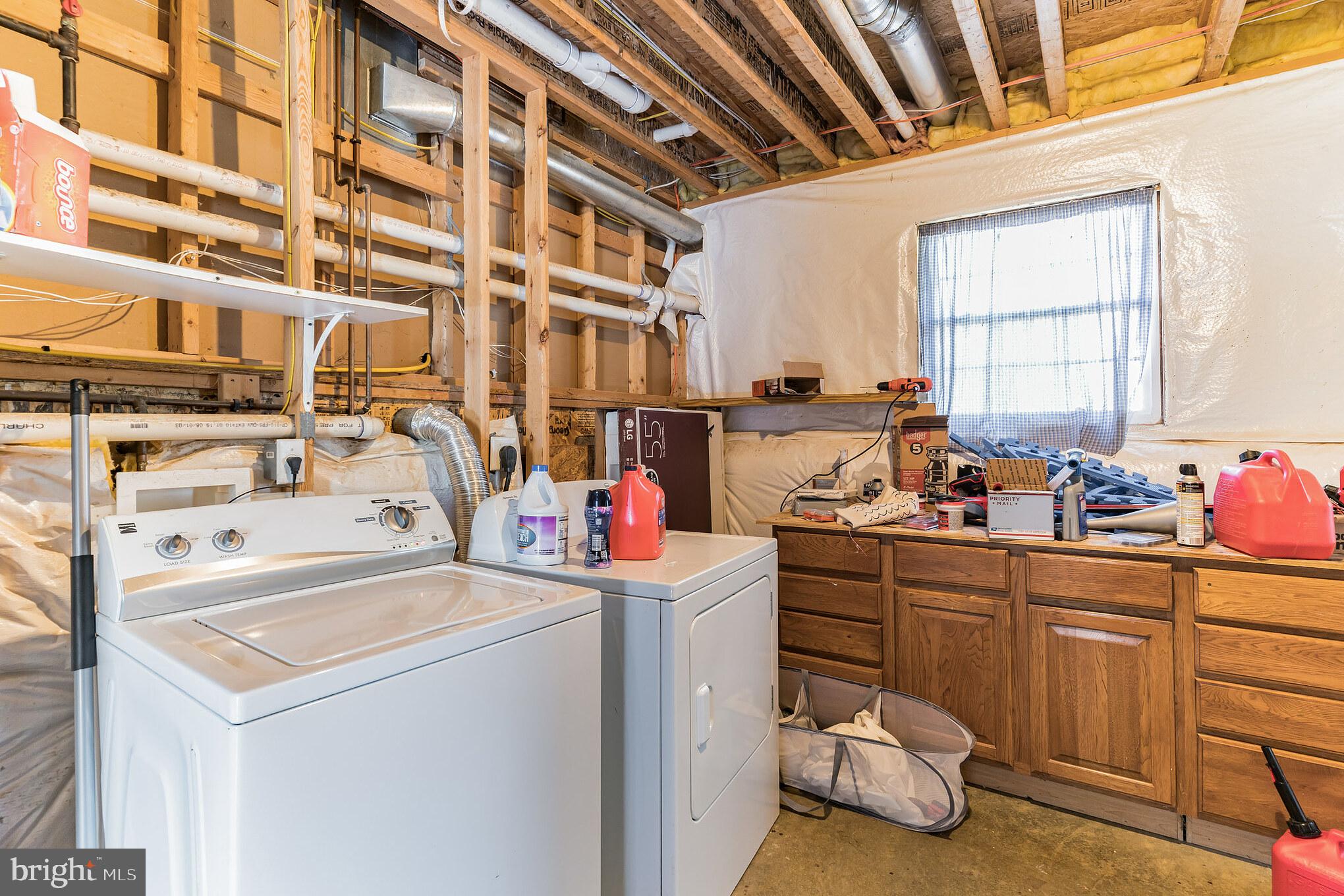 EMERALD HILLS ESTATES - Residential