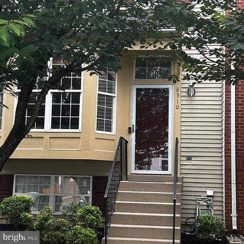 Photo of 8310 Ewing Place, MANASSAS, VA 20109 (MLS # VAPW2123390)