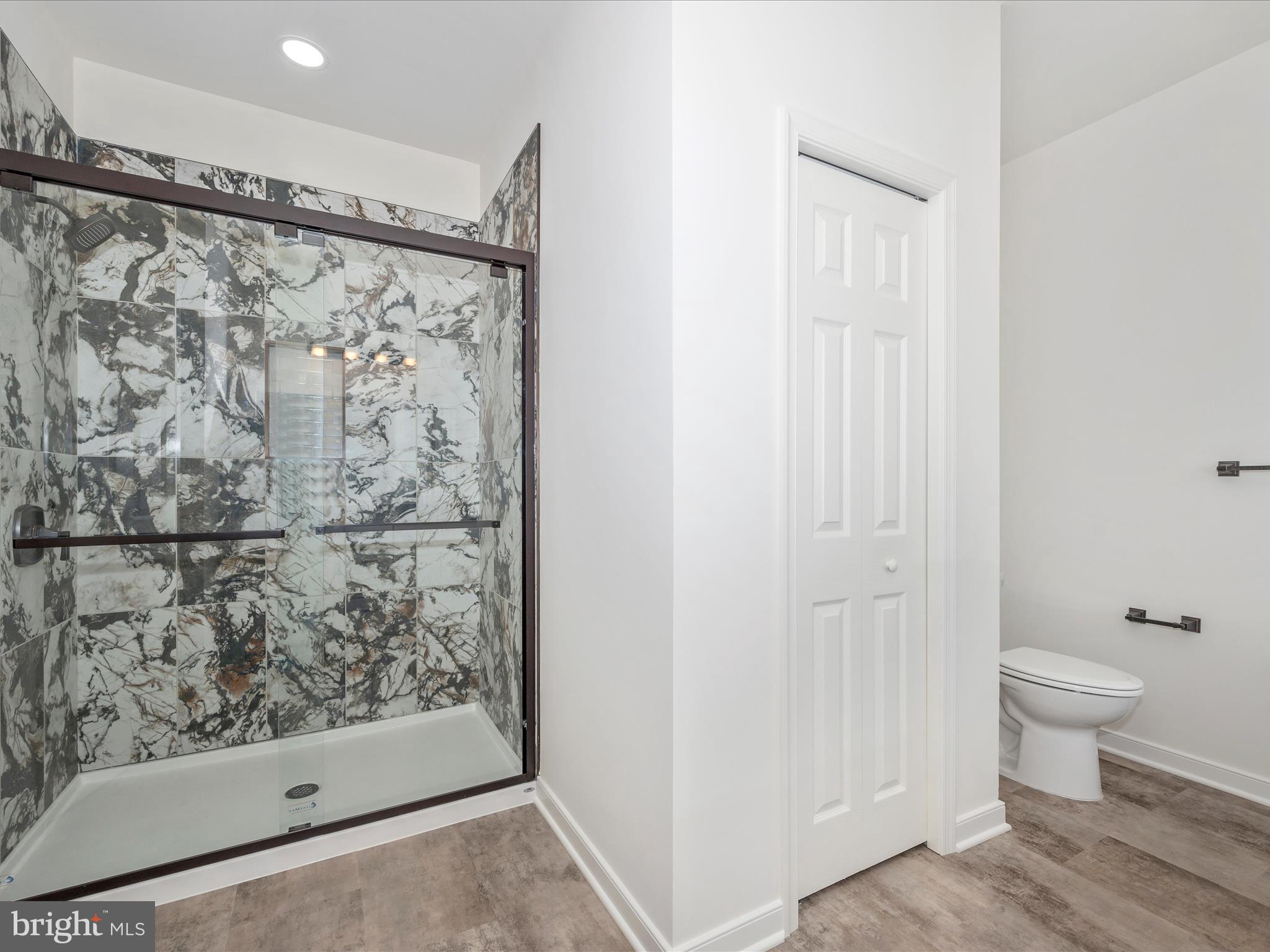 PARADISE HEIGHTS - Residential