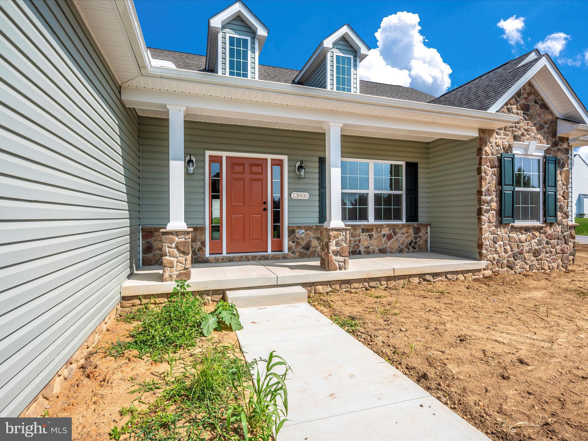 PARADISE HEIGHTS - Residential