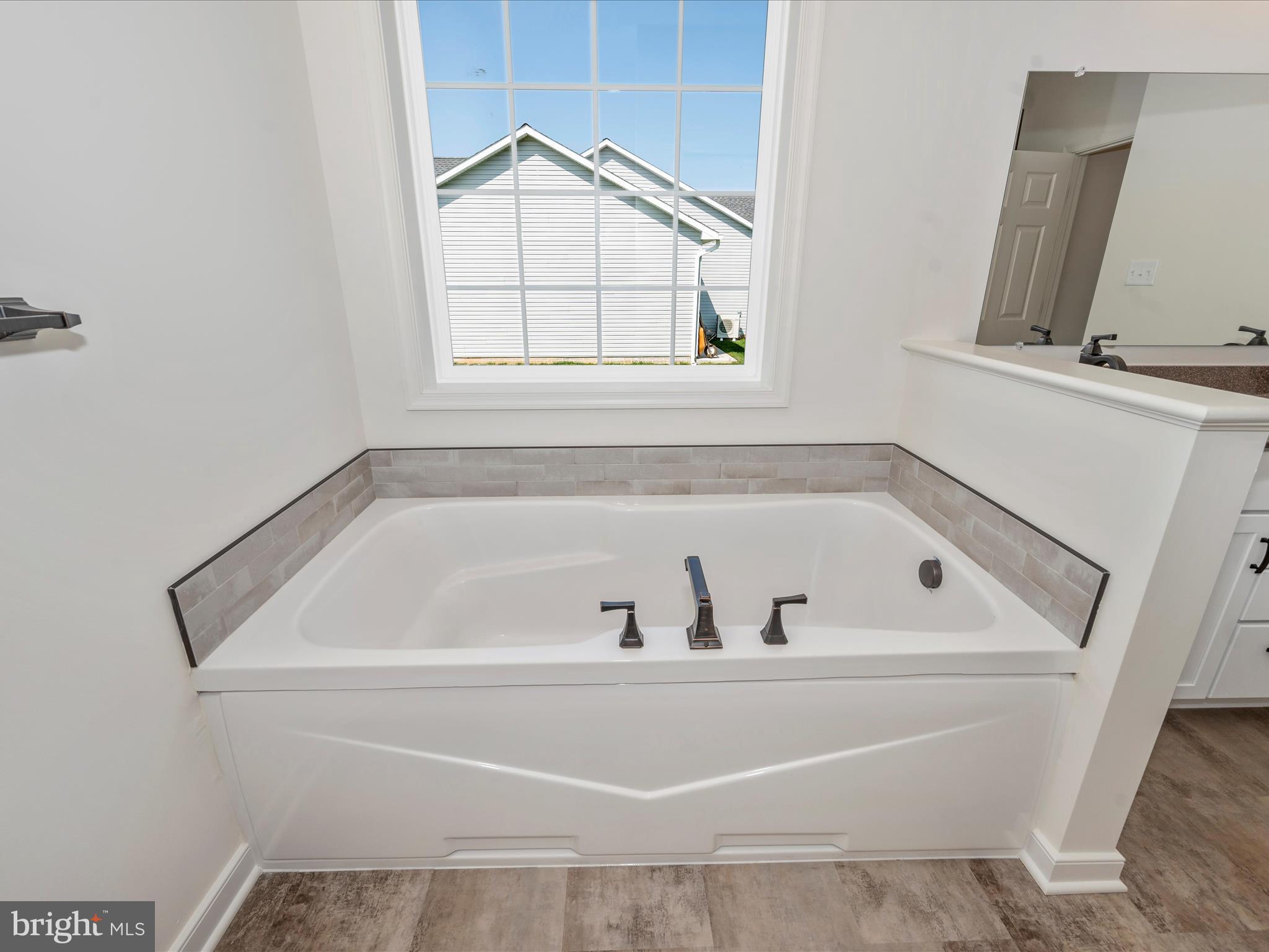 PARADISE HEIGHTS - Residential