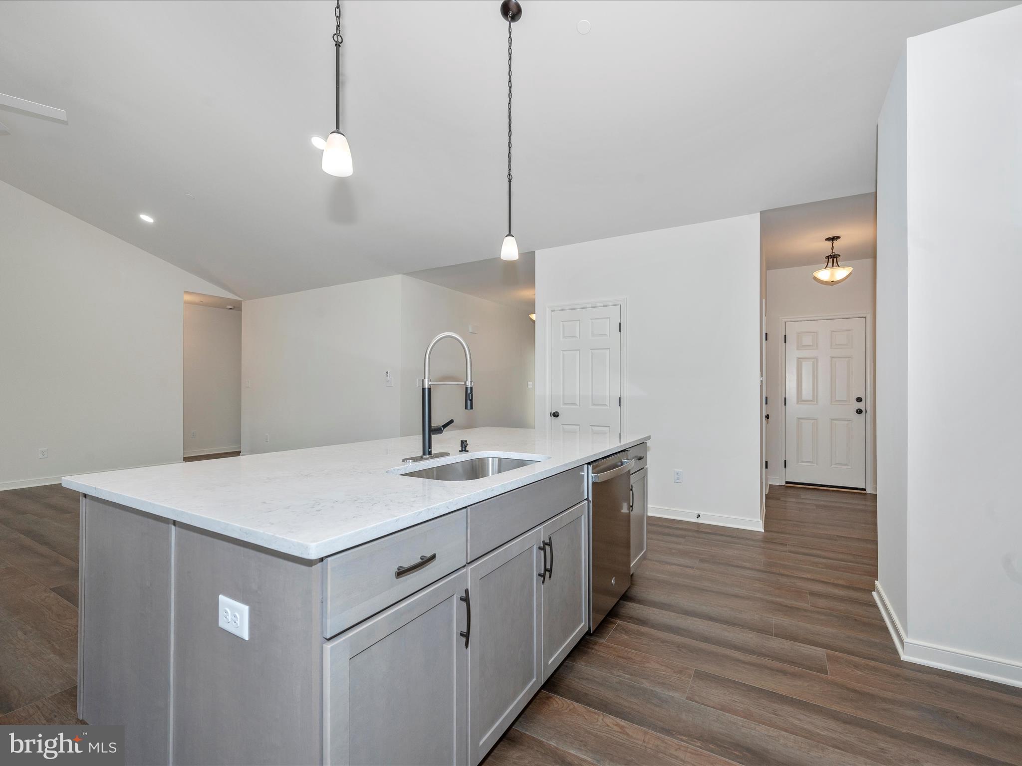 PARADISE HEIGHTS - Residential