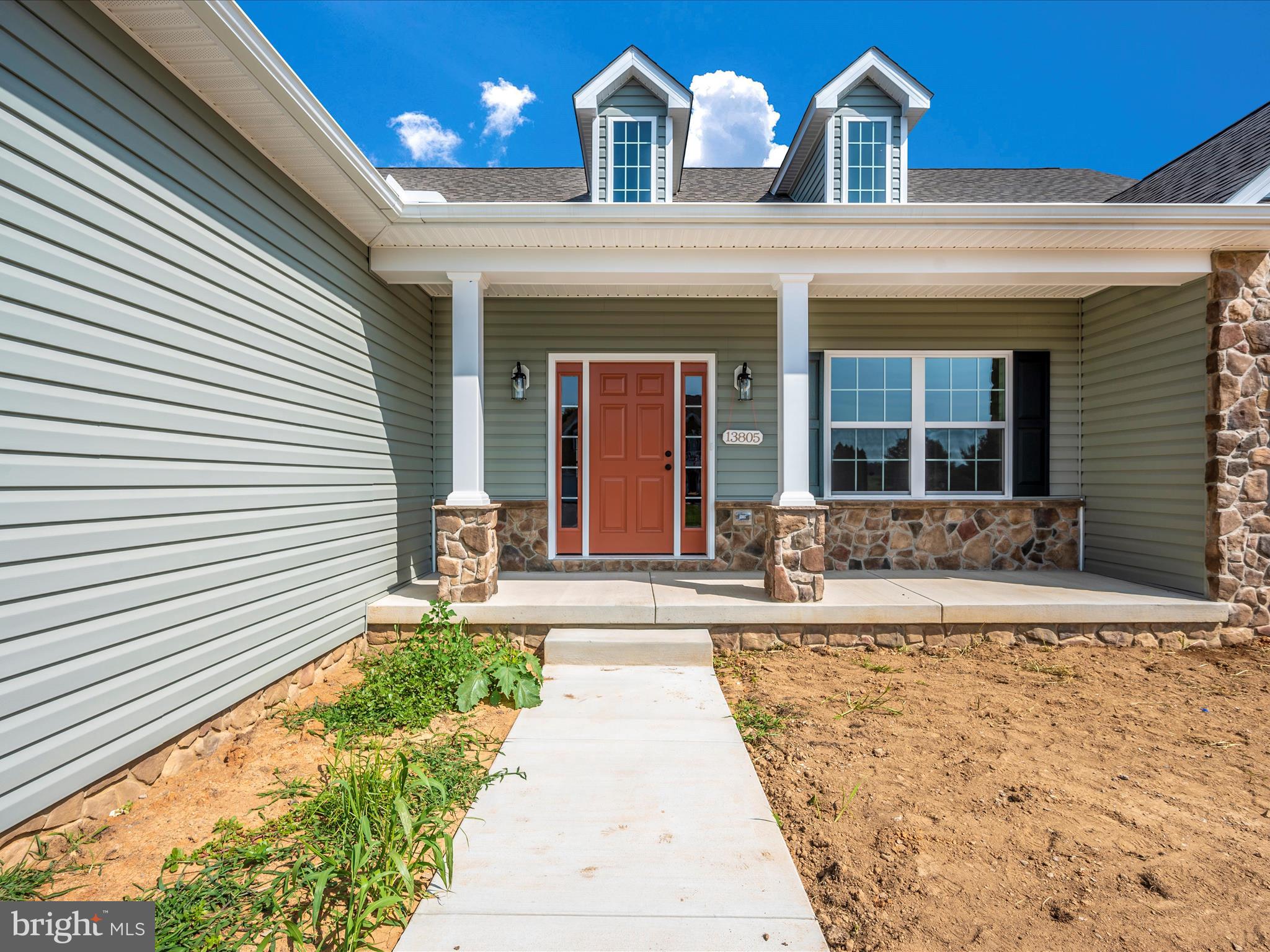 PARADISE HEIGHTS - Residential