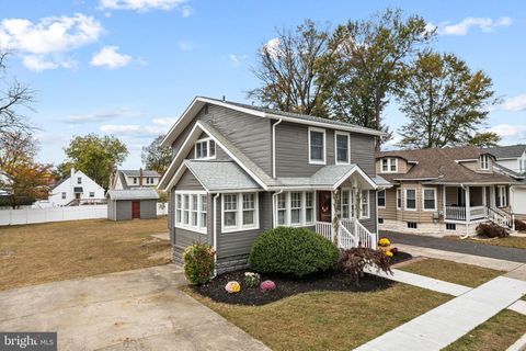 19 E ALBERTSON AVENUE HADDON TOWNSHIP NJ 08108