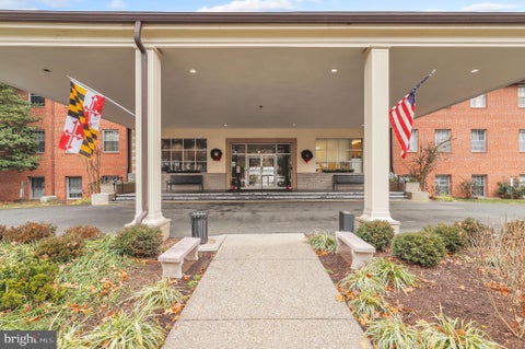 Photo of 5301 Westbard Circle #438, BETHESDA, MD 20816 (MLS # MDMC2157908)