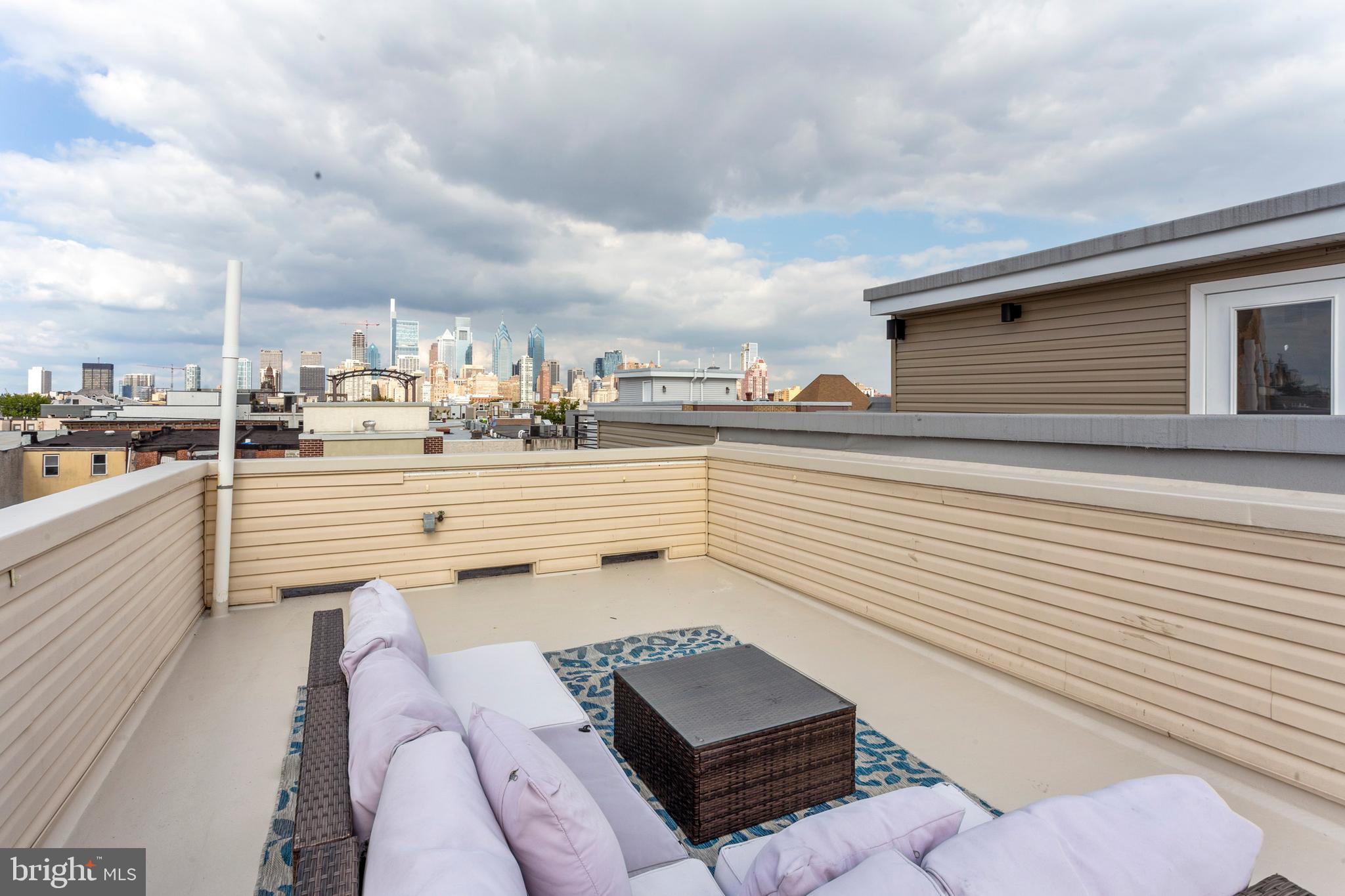 POINT BREEZE - Residential