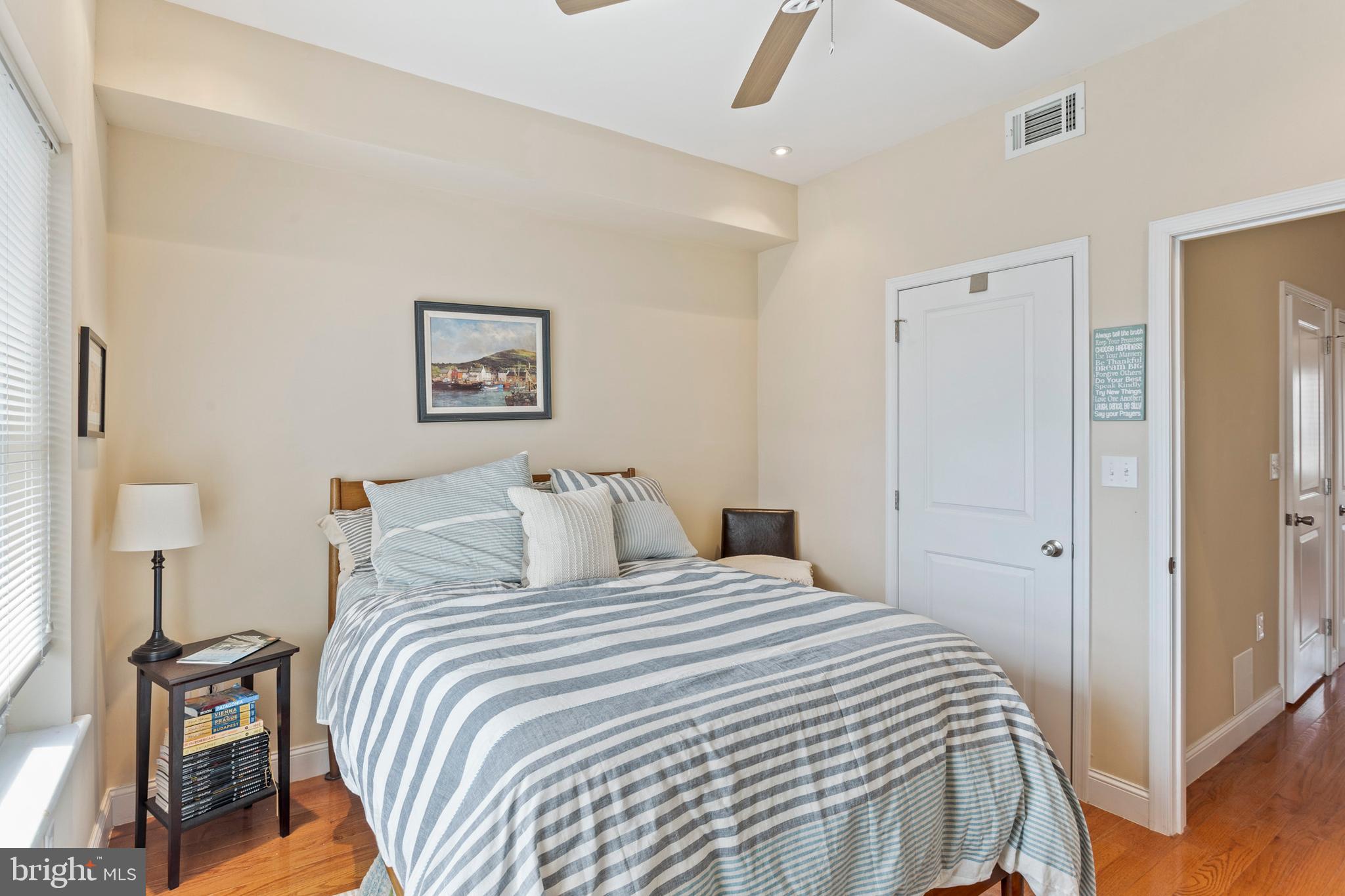 POINT BREEZE - Residential