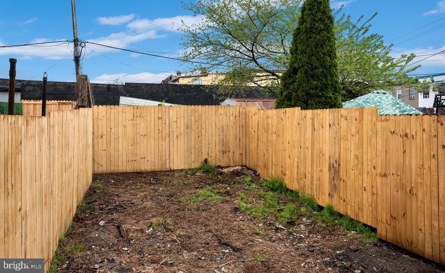 PORT RICHMOND - Residential Lease