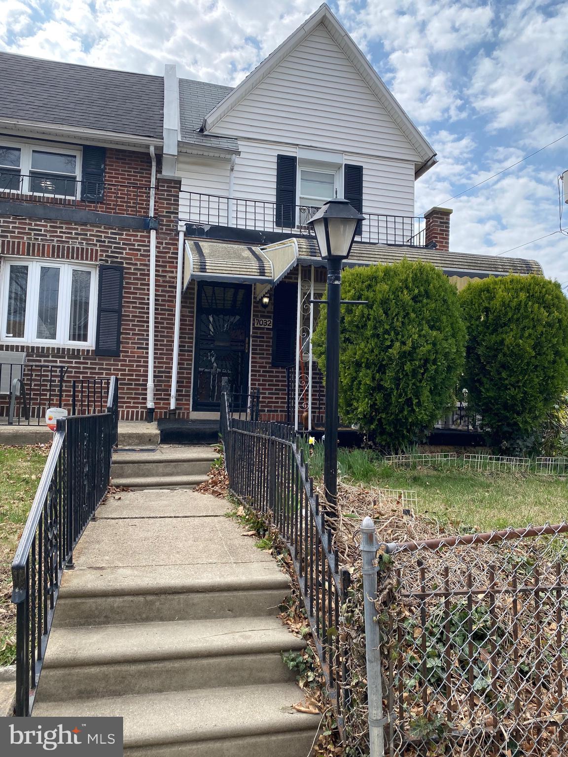 WEST OAK LANE - Residential