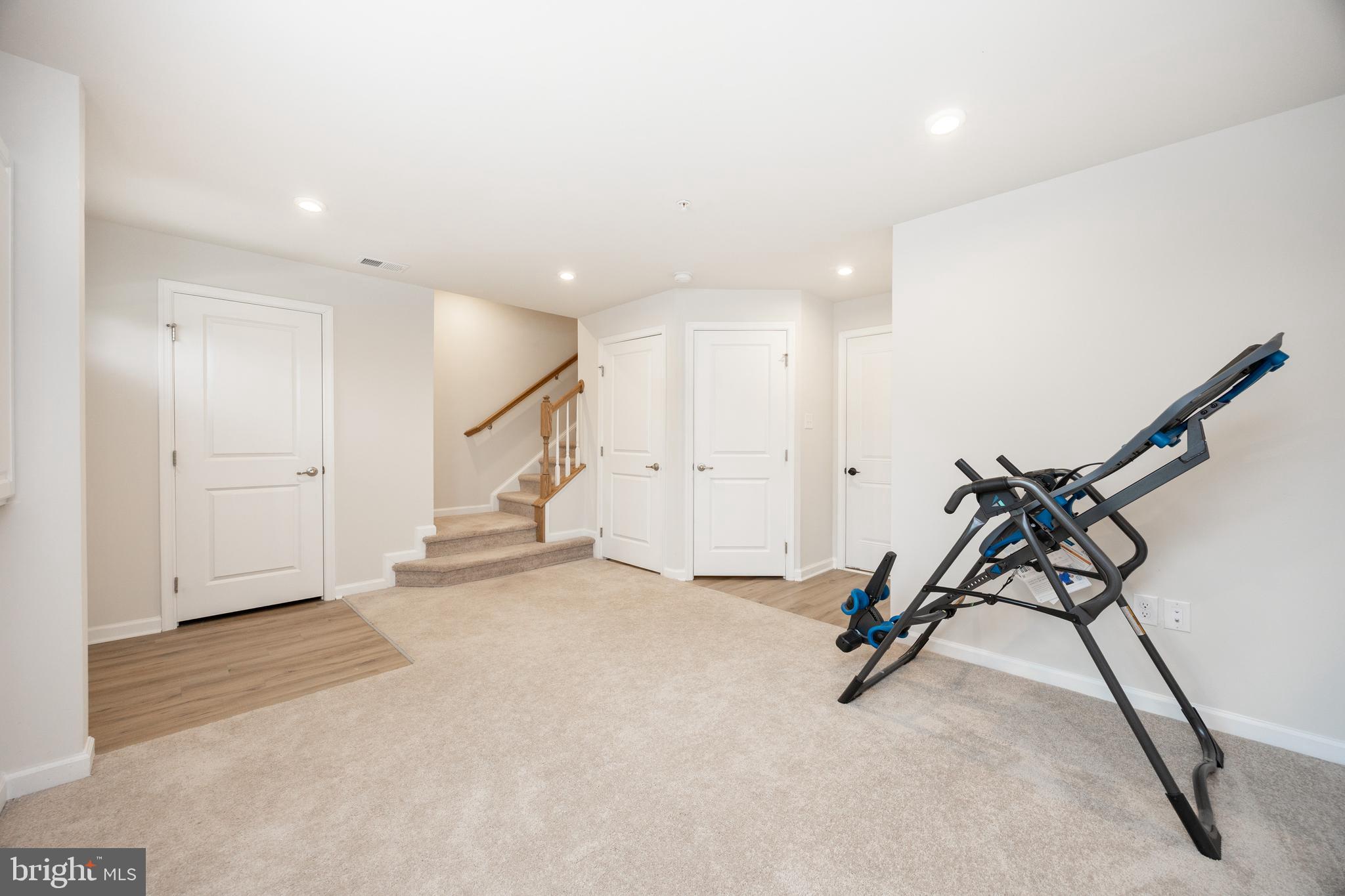 DUBLIN CROSSING - Residential