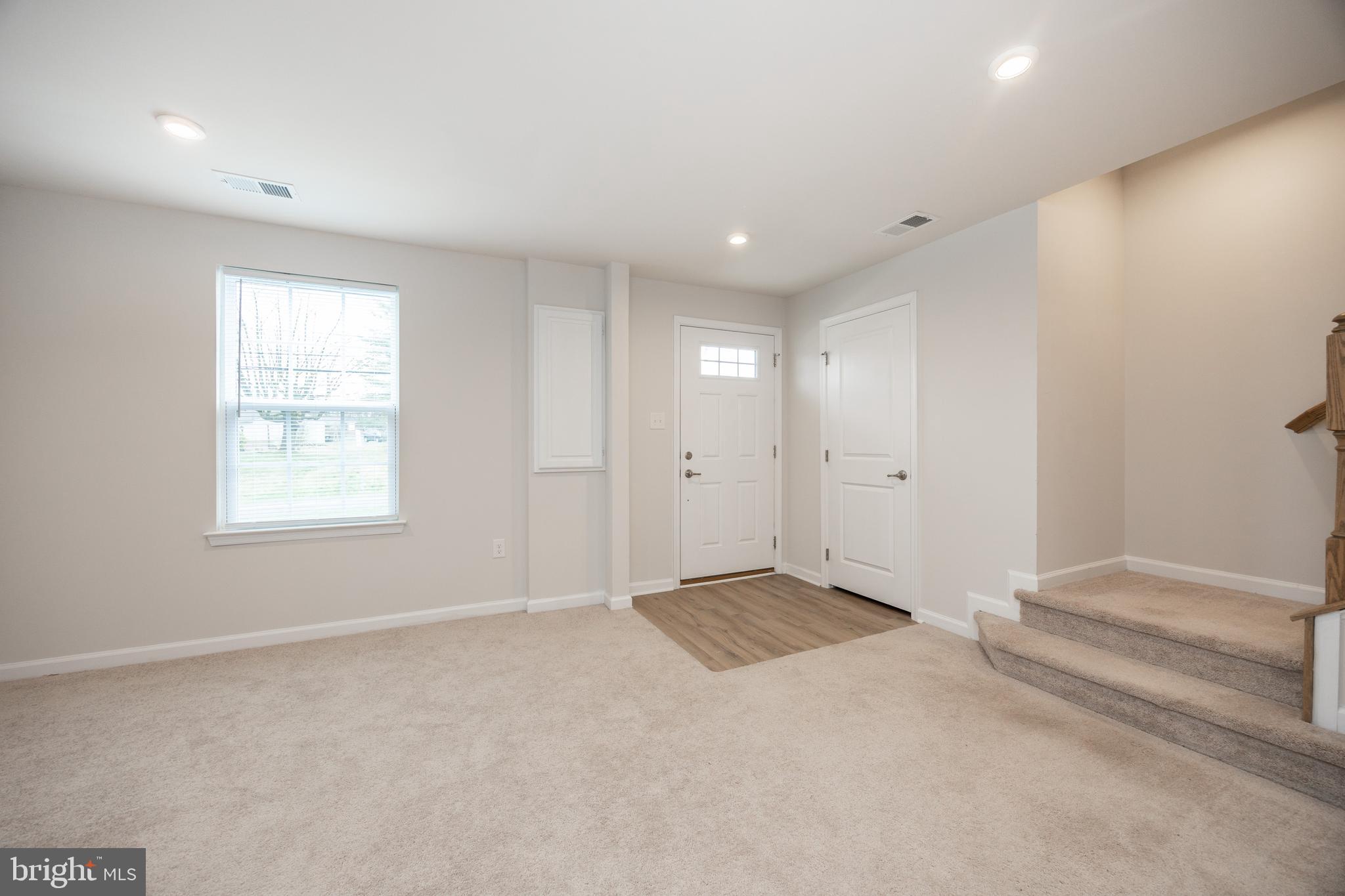 DUBLIN CROSSING - Residential