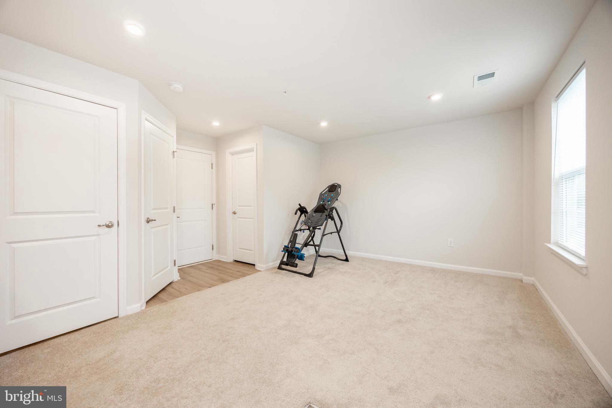 DUBLIN CROSSING - Residential