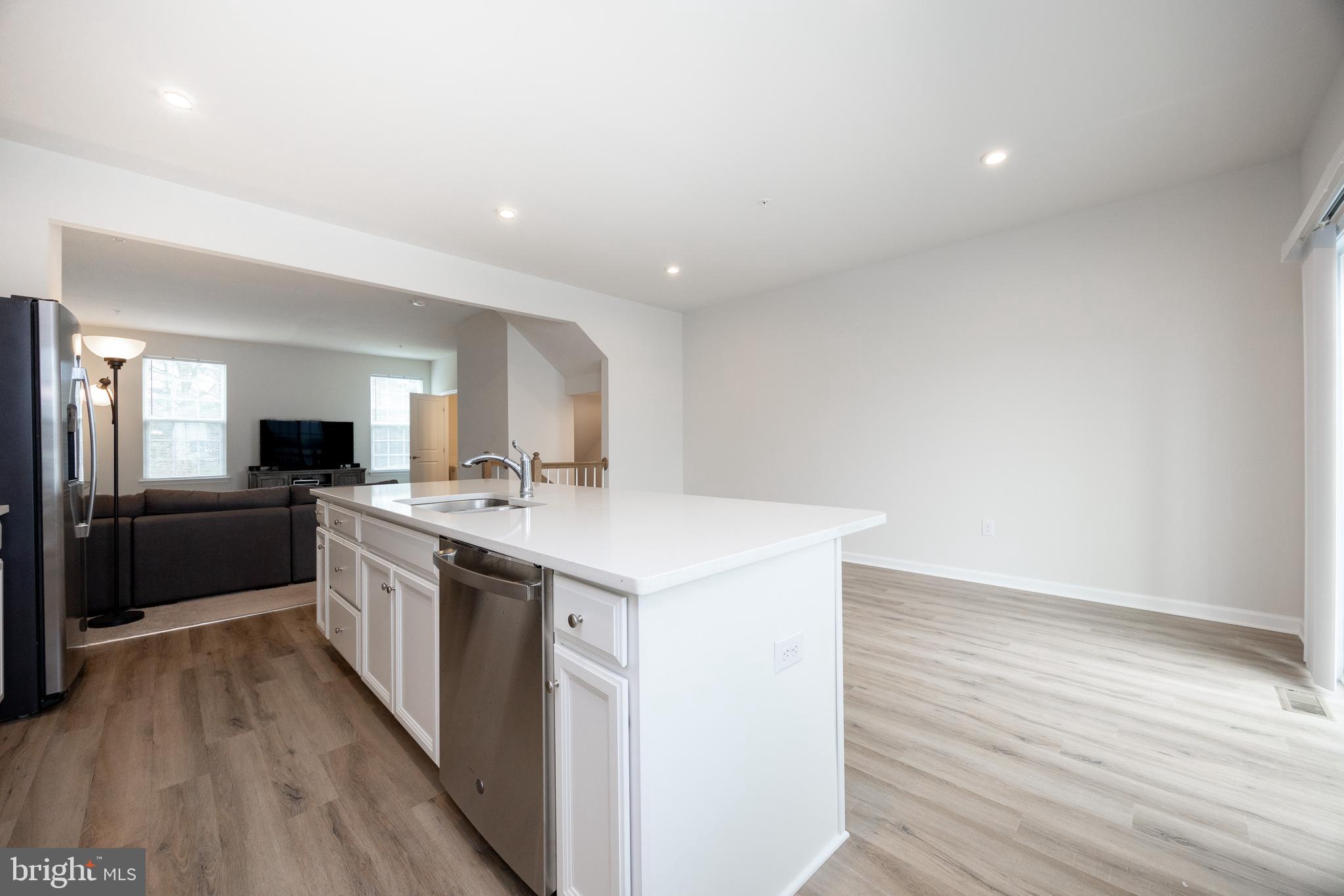 DUBLIN CROSSING - Residential