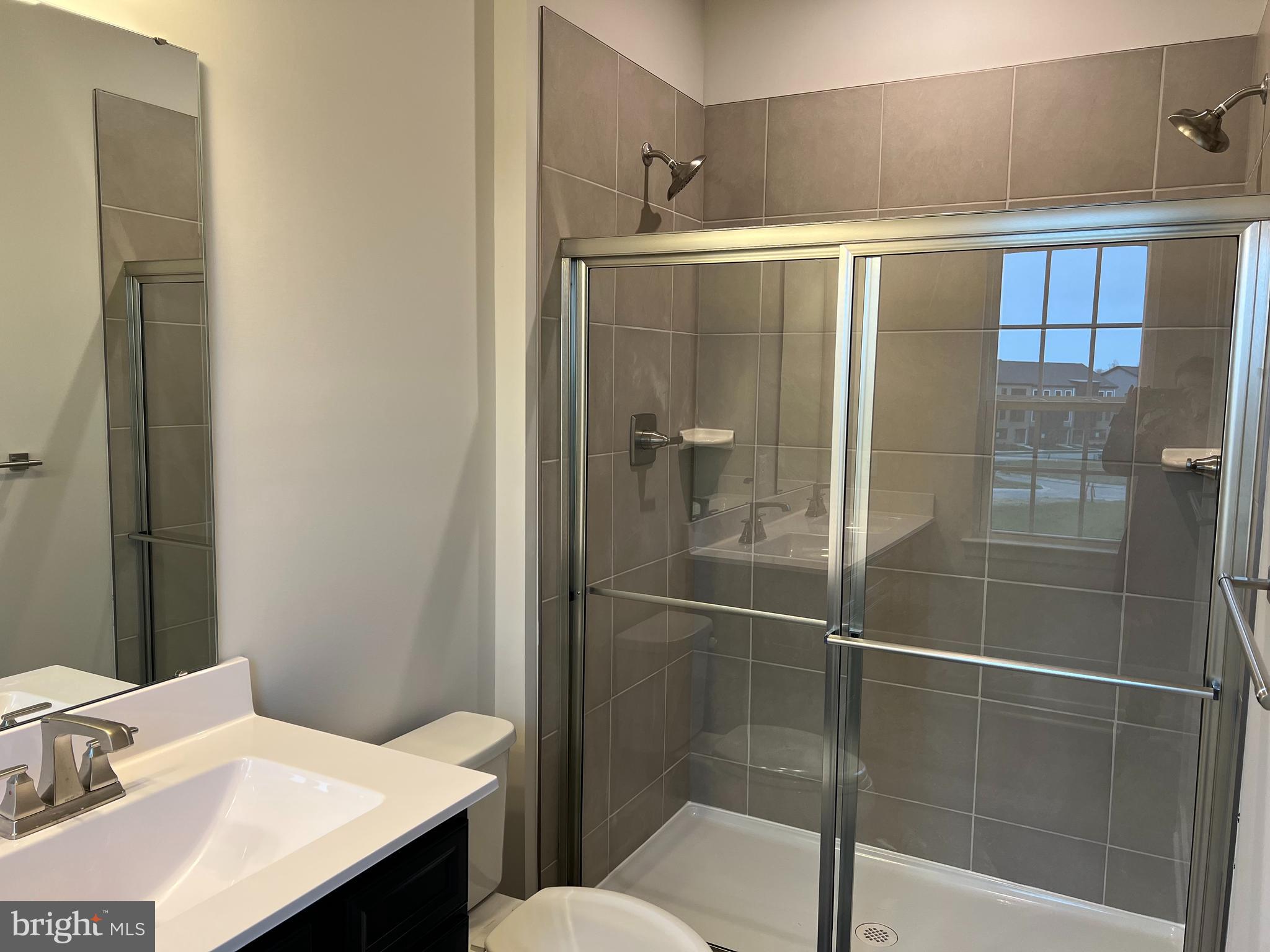 SOUTHLAKE - Residential