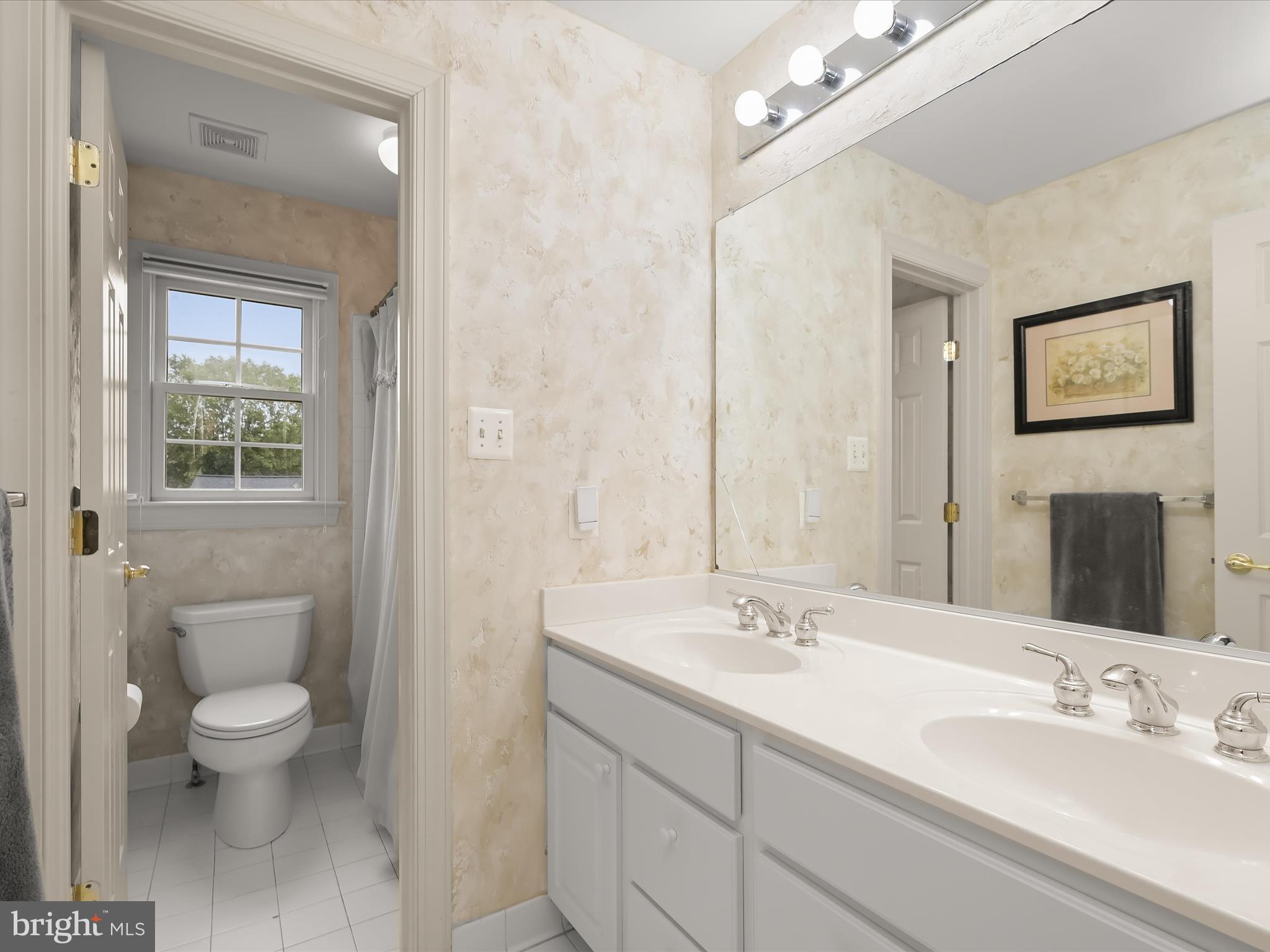 GROVEMONT - Residential