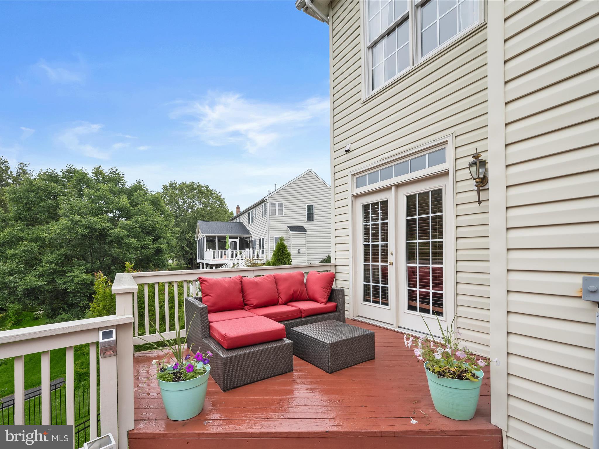 GROVEMONT - Residential