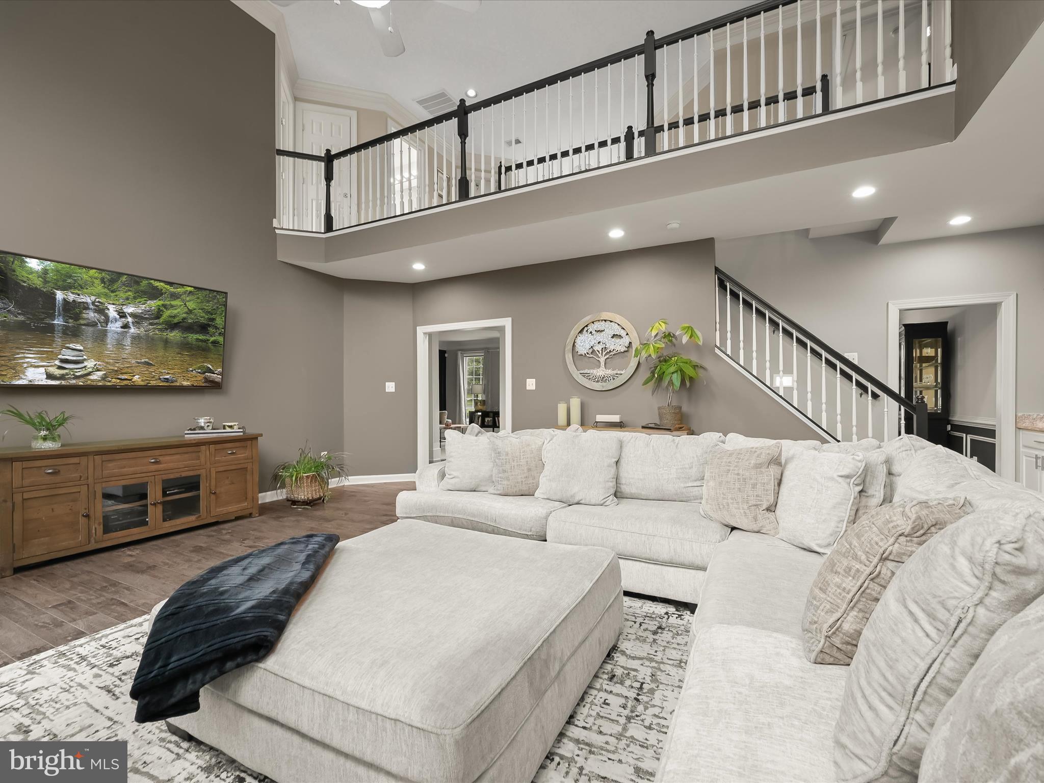 GROVEMONT - Residential