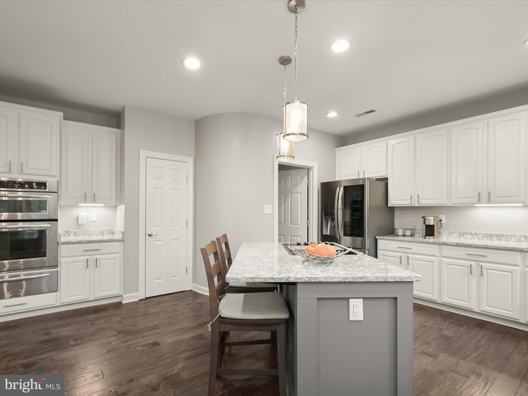 GROVEMONT - Residential