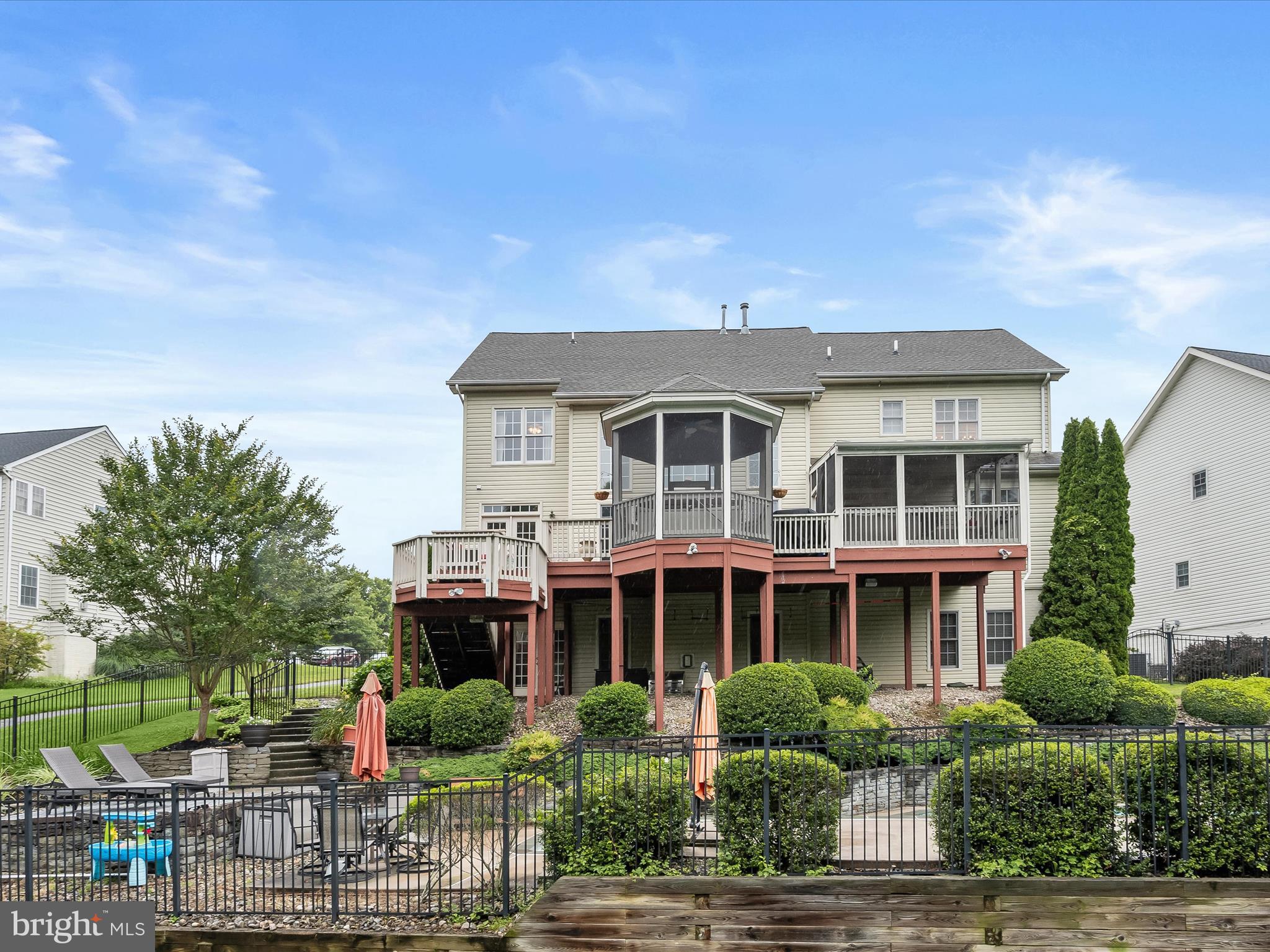 GROVEMONT - Residential