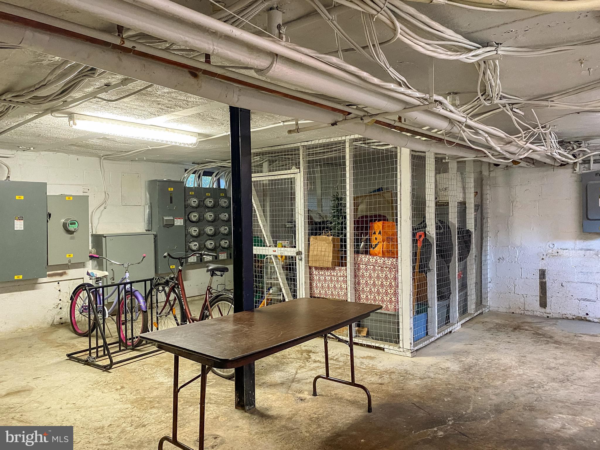 BELLE VIEW CONDOMINIUMS - Residential