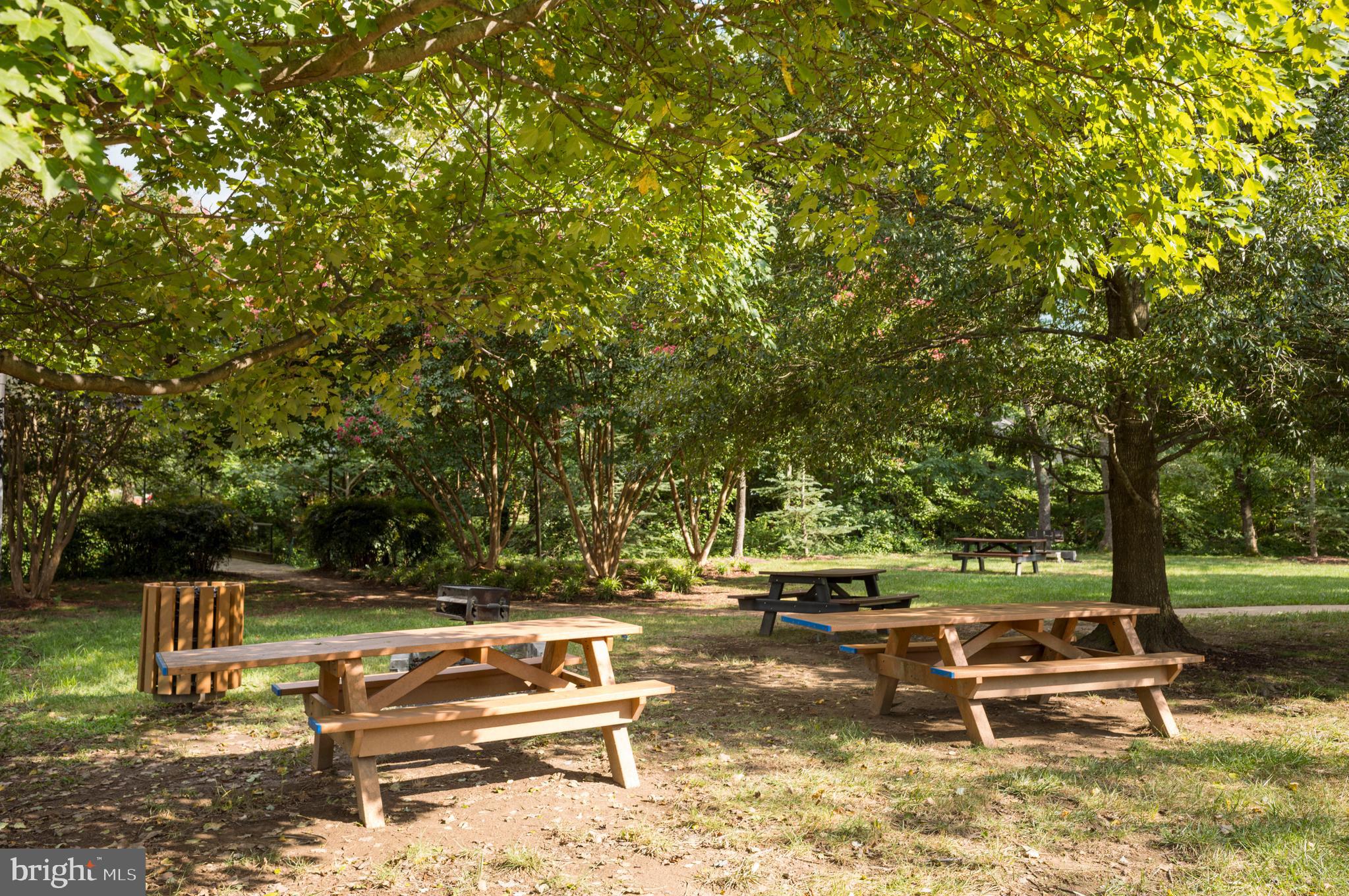 BELLE VIEW CONDOMINIUMS - Residential