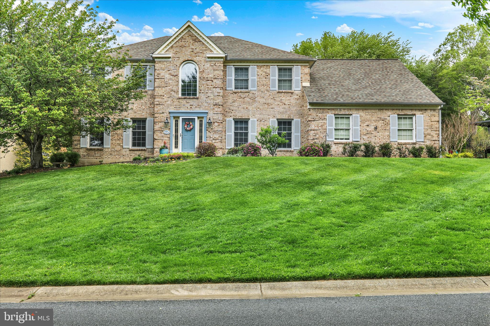 510 RIDGEVIEW DRIVE