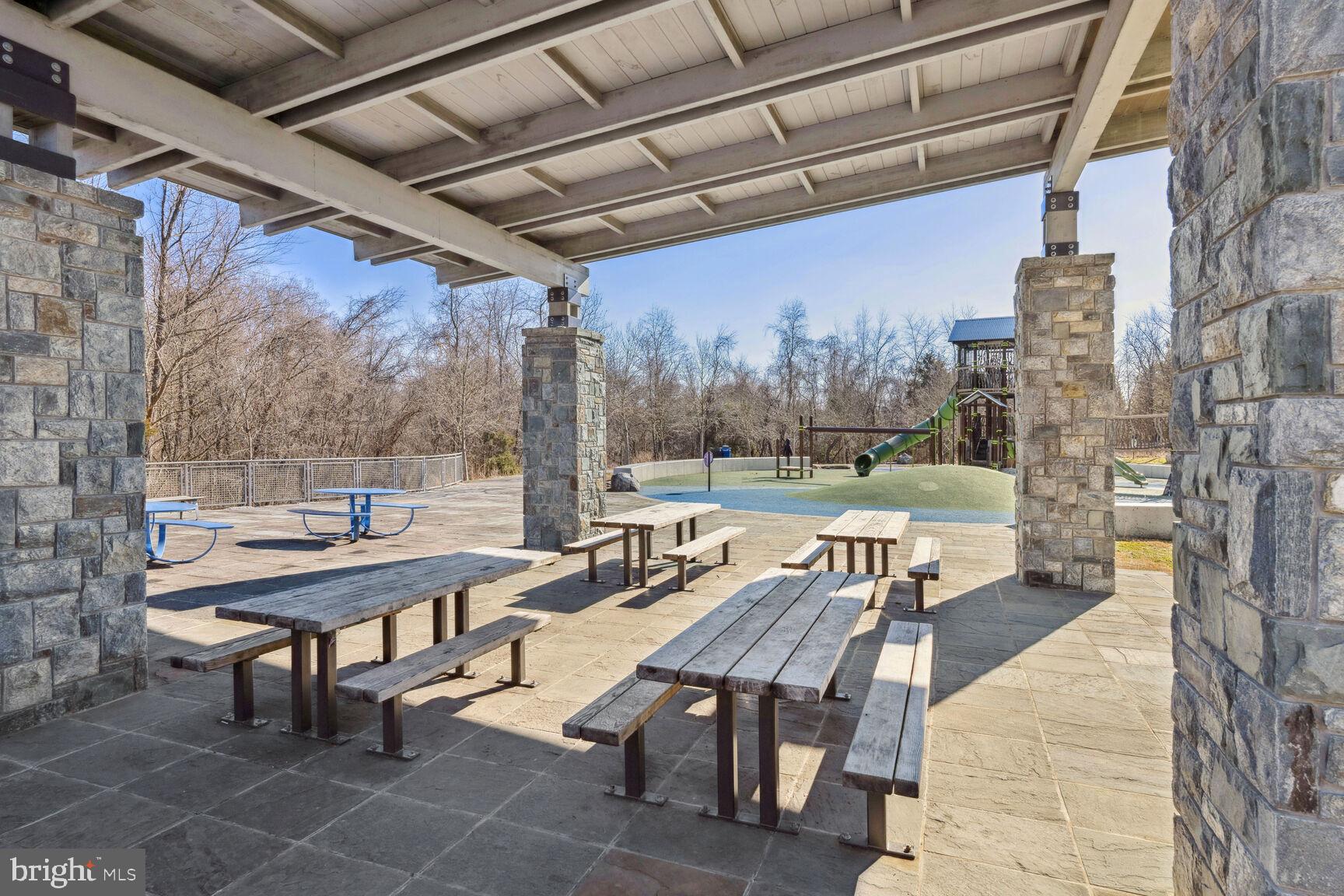 MT. PROSPECT - Residential