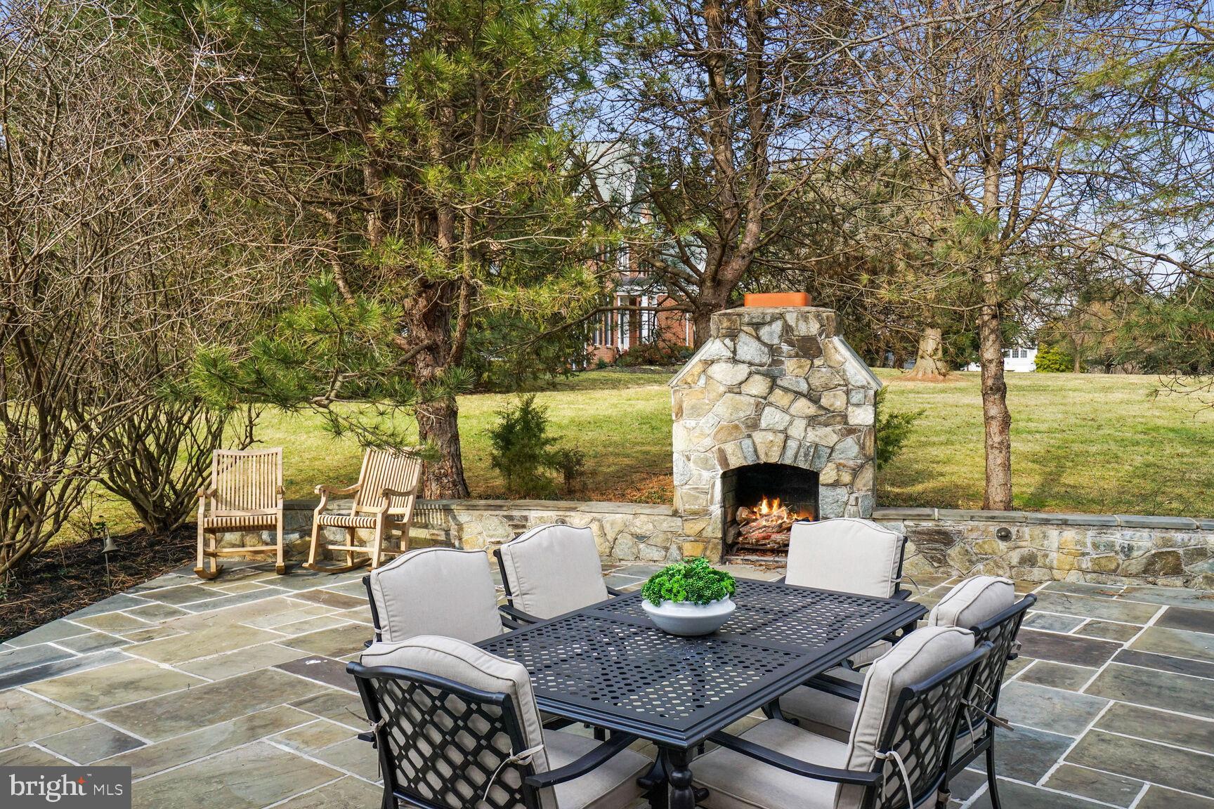 MT. PROSPECT - Residential