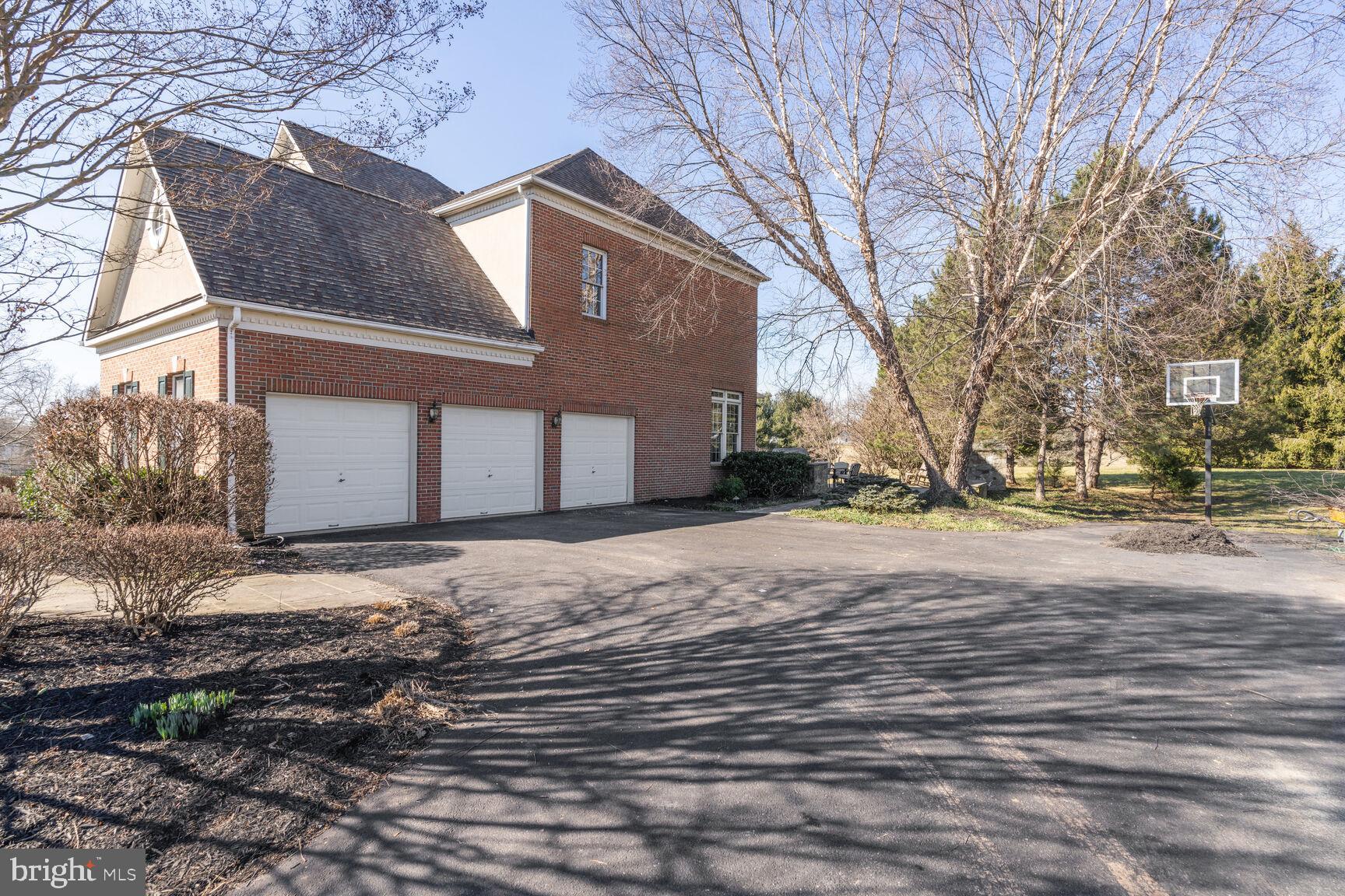 MT. PROSPECT - Residential