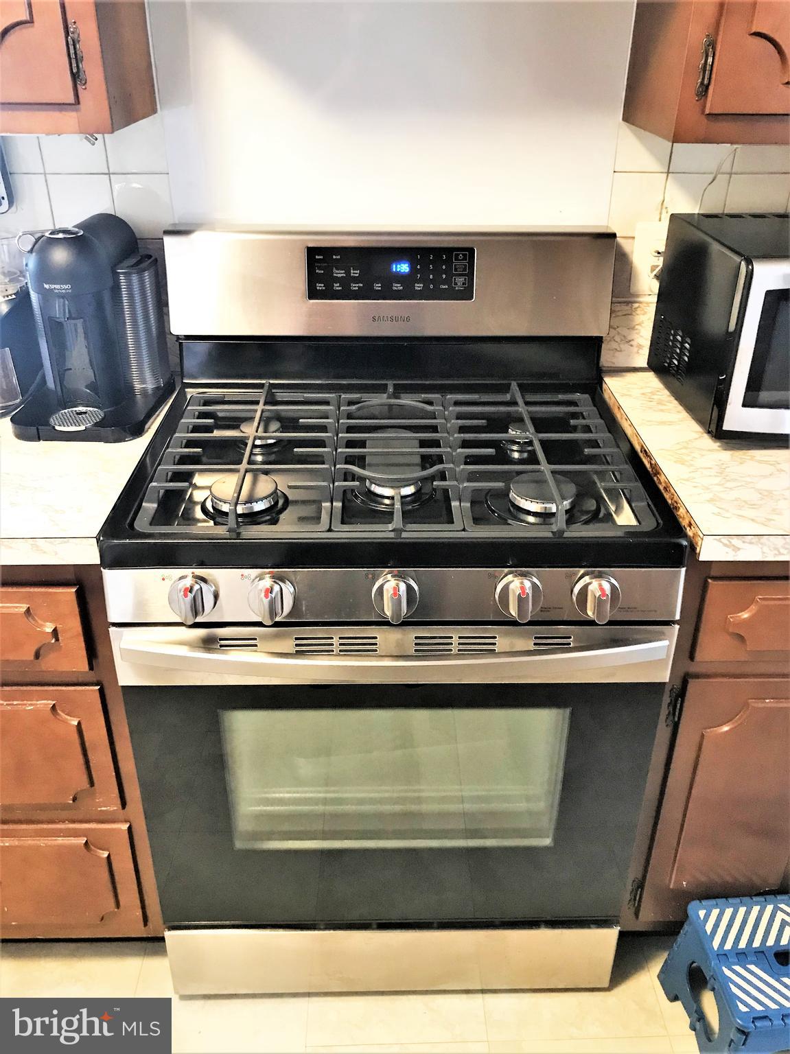 BERKSHIRE OAKWOOD - Residential Lease