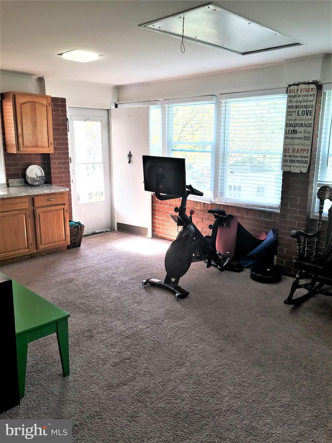 BERKSHIRE OAKWOOD - Residential Lease