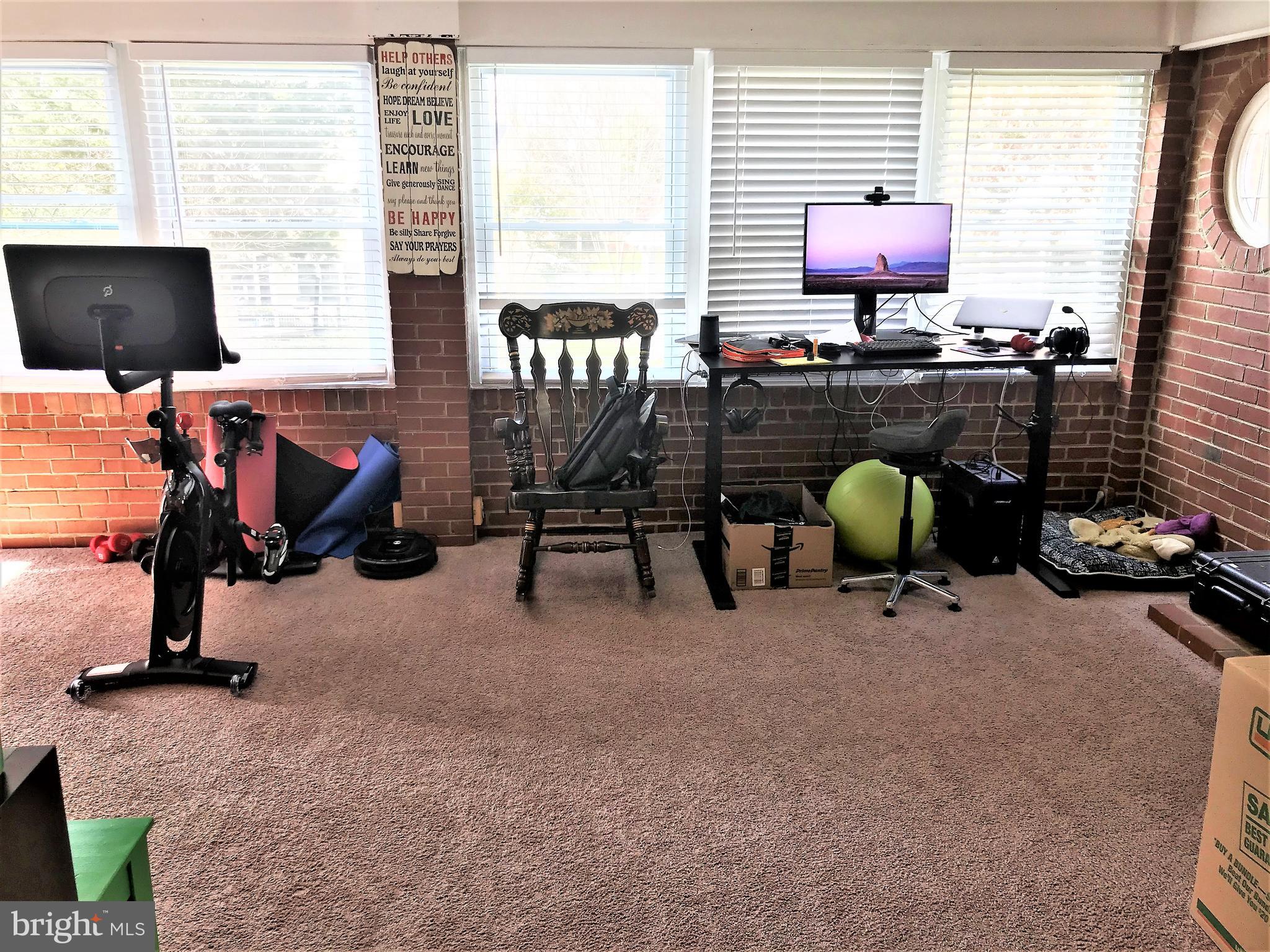 BERKSHIRE OAKWOOD - Residential Lease