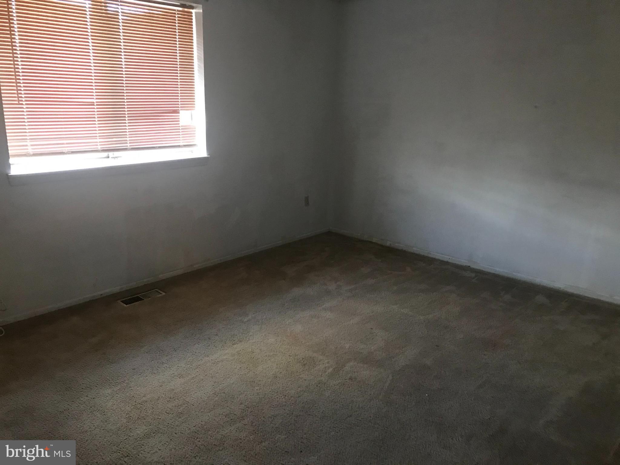 SOUTHWICK - Residential