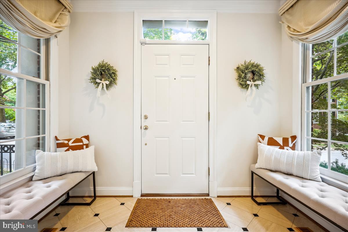 KENTLANDS - Residential