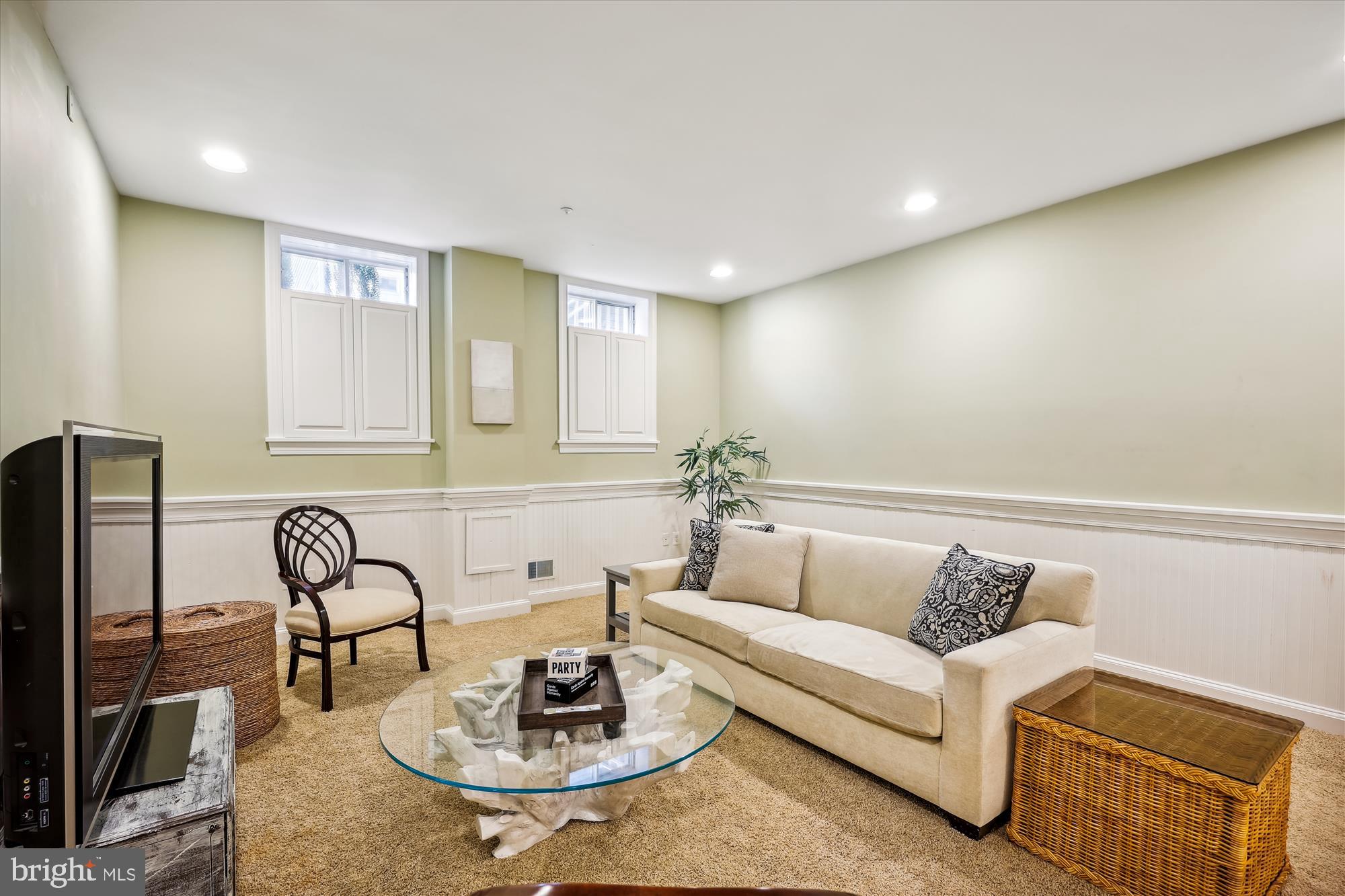 KENTLANDS - Residential