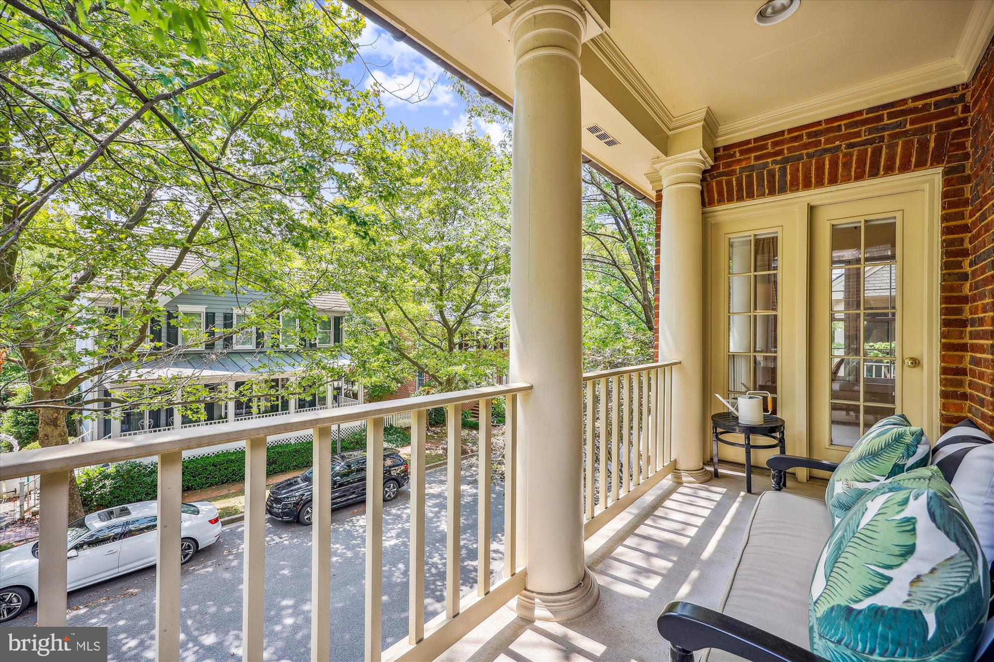 KENTLANDS - Residential