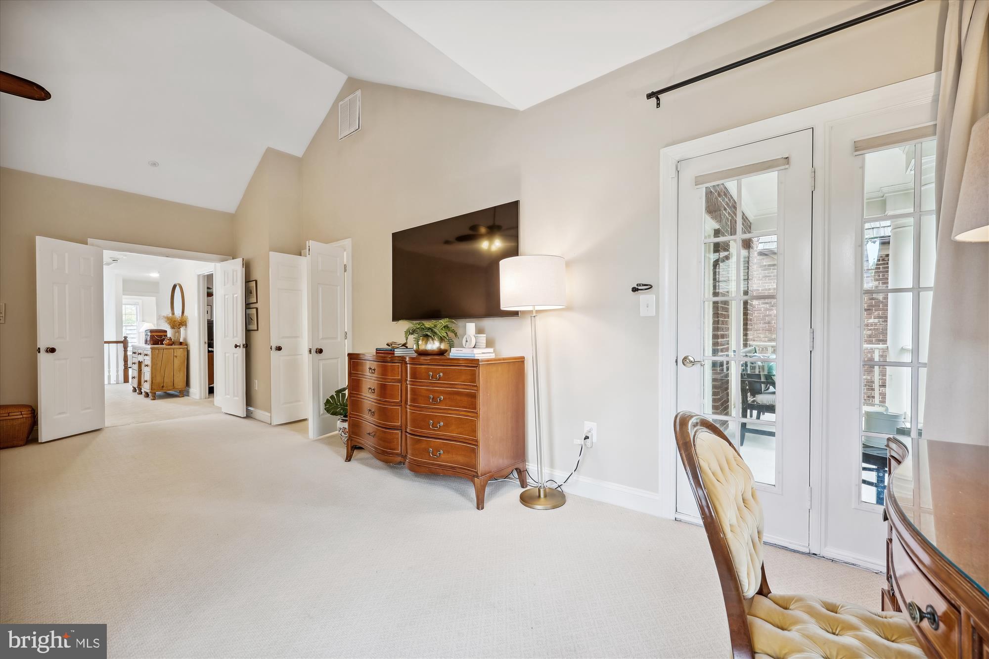 KENTLANDS - Residential