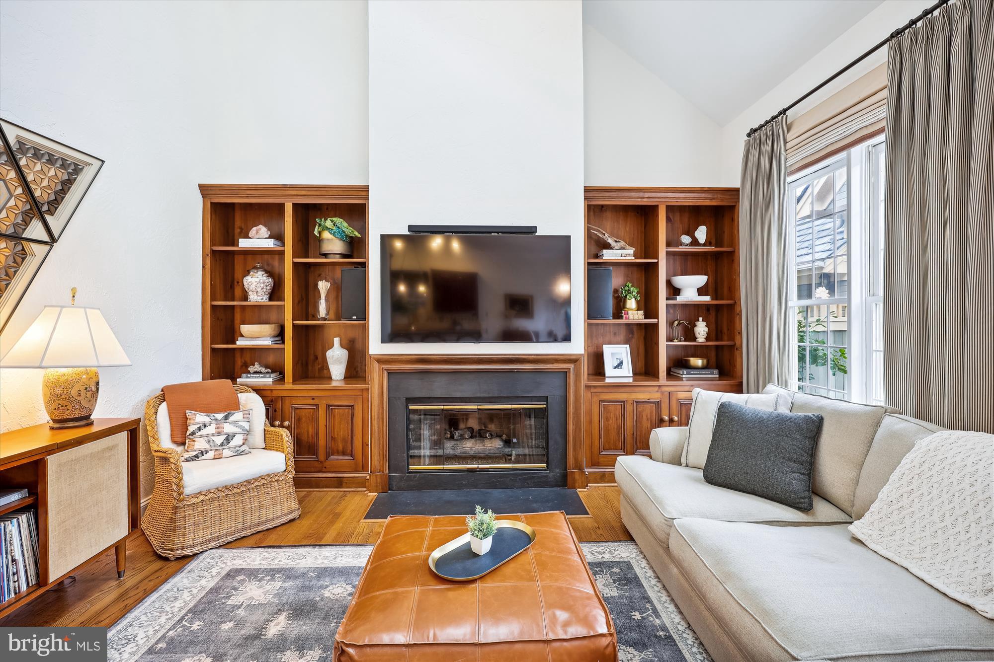 KENTLANDS - Residential